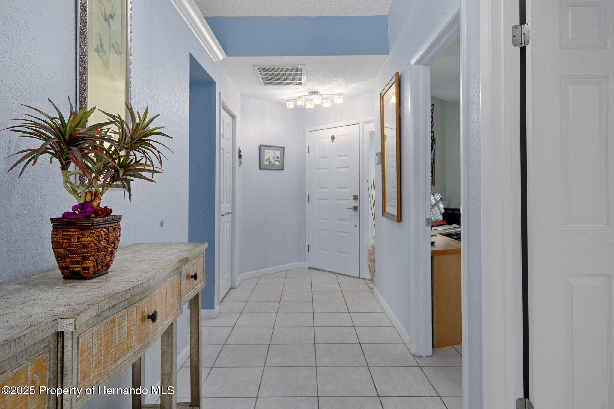 Weeki Wachee, Florida 34613, United States, 2 Bedrooms Bedrooms, ,2 BathroomsBathrooms,Residential,Pending,214229