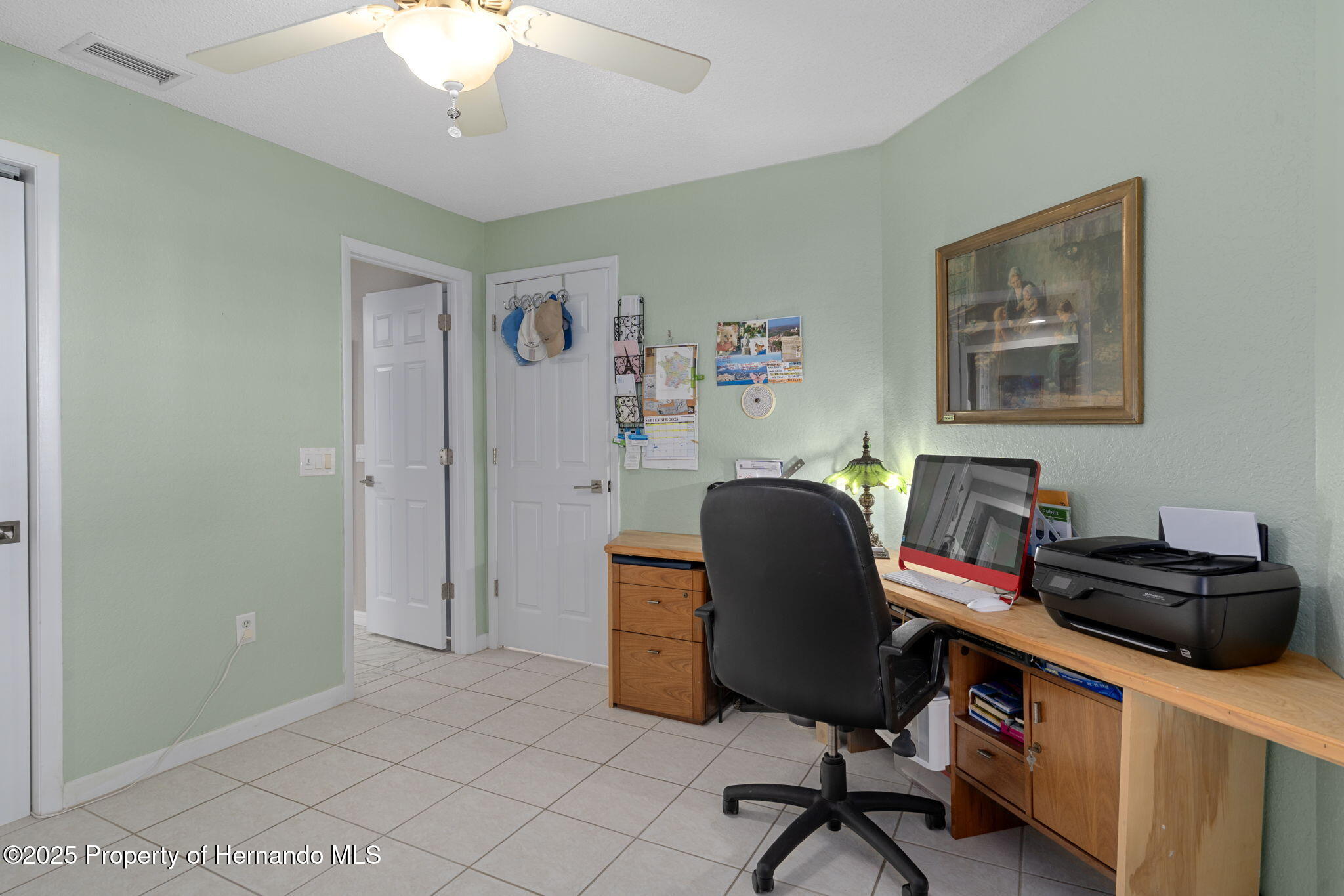 Weeki Wachee, Florida 34613, United States, 2 Bedrooms Bedrooms, ,2 BathroomsBathrooms,Residential,Pending,214229