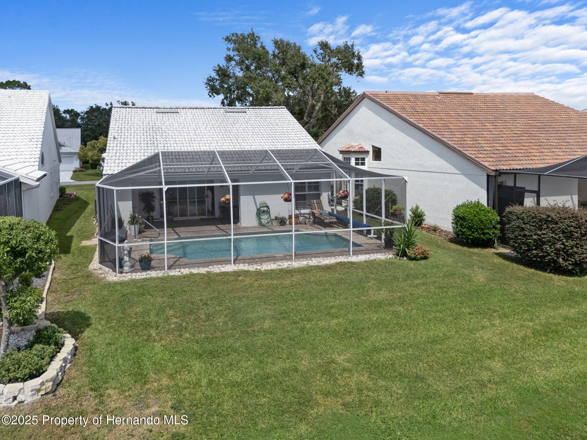 Weeki Wachee, Florida 34613, United States, 2 Bedrooms Bedrooms, ,2 BathroomsBathrooms,Residential,Pending,214229