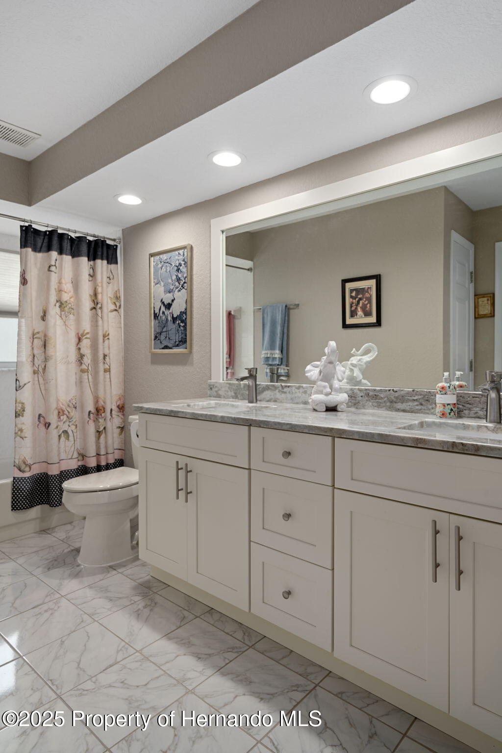 Weeki Wachee, Florida 34613, United States, 2 Bedrooms Bedrooms, ,2 BathroomsBathrooms,Residential,Pending,214229