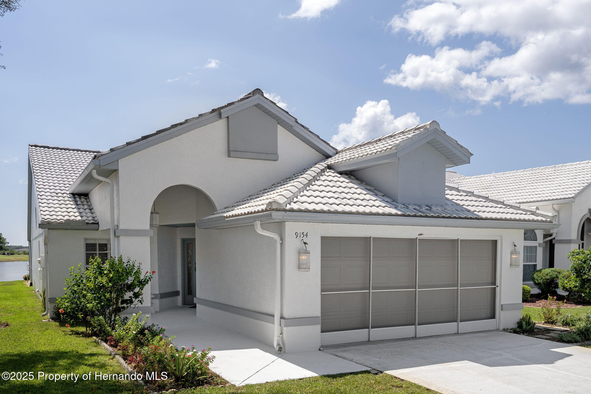 Weeki Wachee, Florida 34613, United States, 2 Bedrooms Bedrooms, ,2 BathroomsBathrooms,Residential,Pending,214229