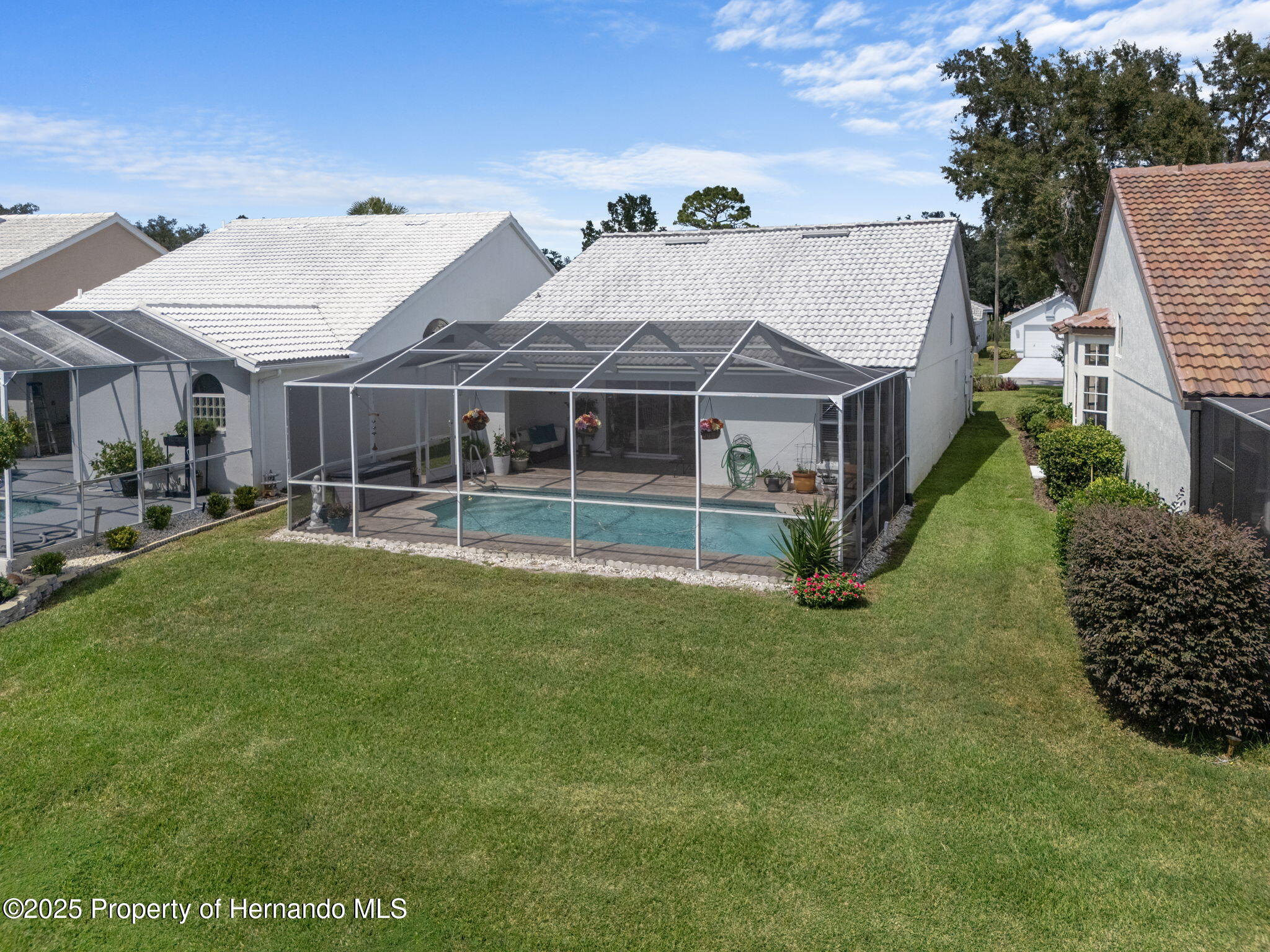 Weeki Wachee, Florida 34613, United States, 2 Bedrooms Bedrooms, ,2 BathroomsBathrooms,Residential,Pending,214229