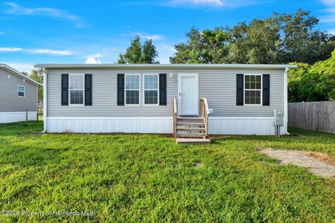 Homes For Sale - 16066 Narrow Street<br/> Brooksville, FL 34604