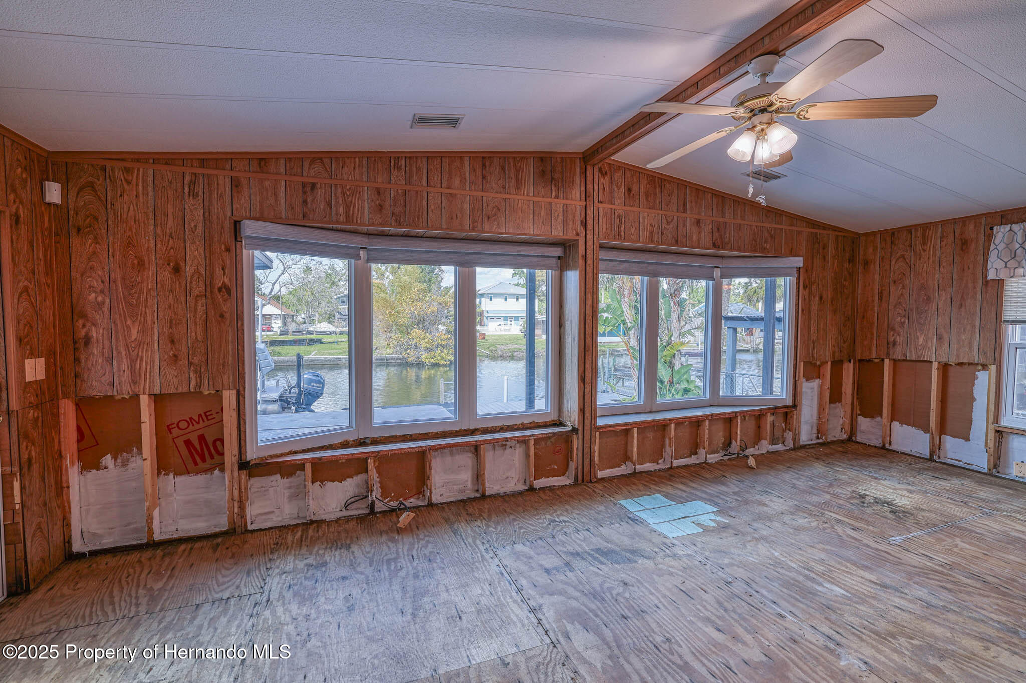 5265 Palisade Drive, Weeki Wachee, Florida image 10