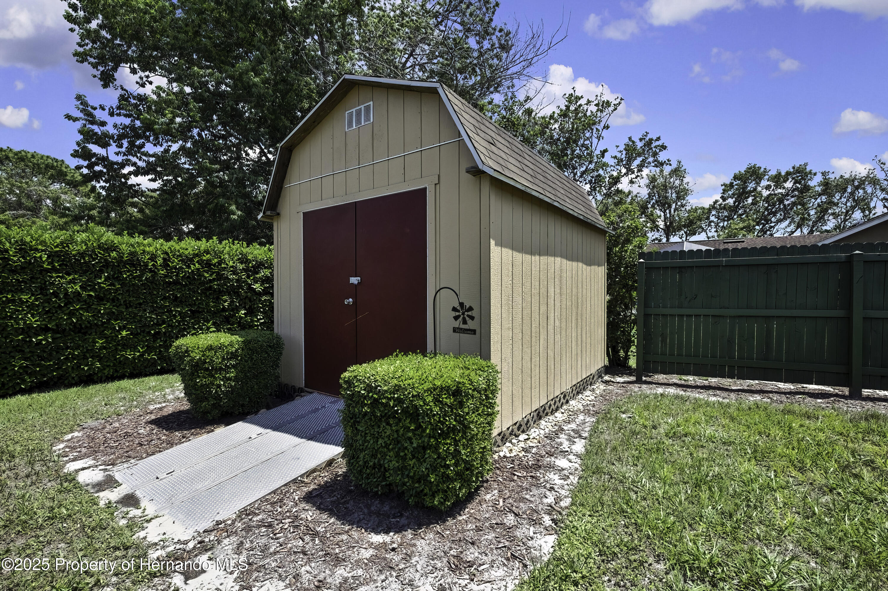 12012 Cromwell Way, Spring Hill, Florida image 37