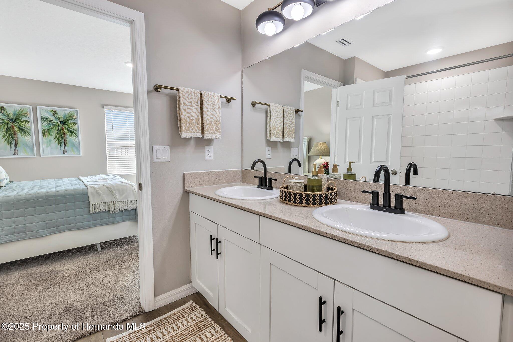 5486 Summer Sunset Drive, Apollo Beach, Florida image 17