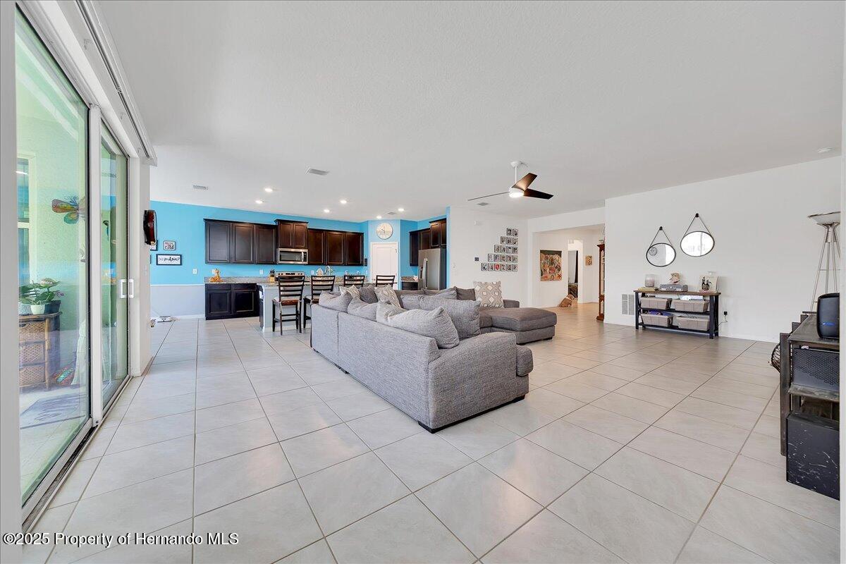 13454 Golden Lime Avenue, Spring Hill, Florida image 17
