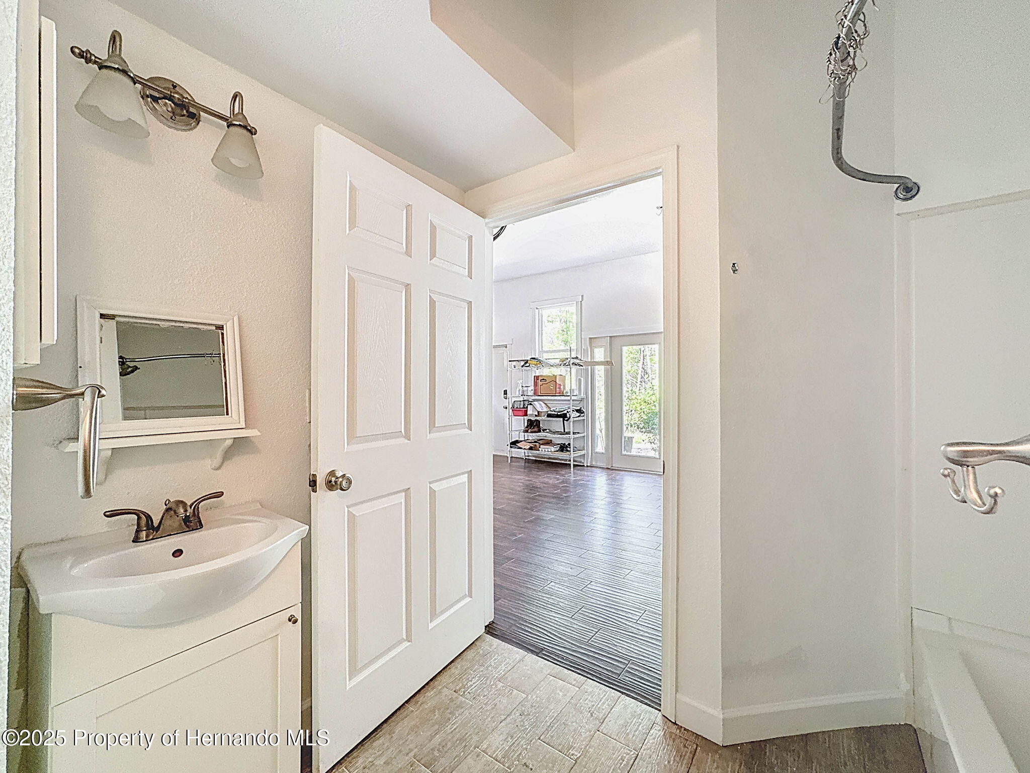 18308 Valor Path, Brooksville, Florida image 46