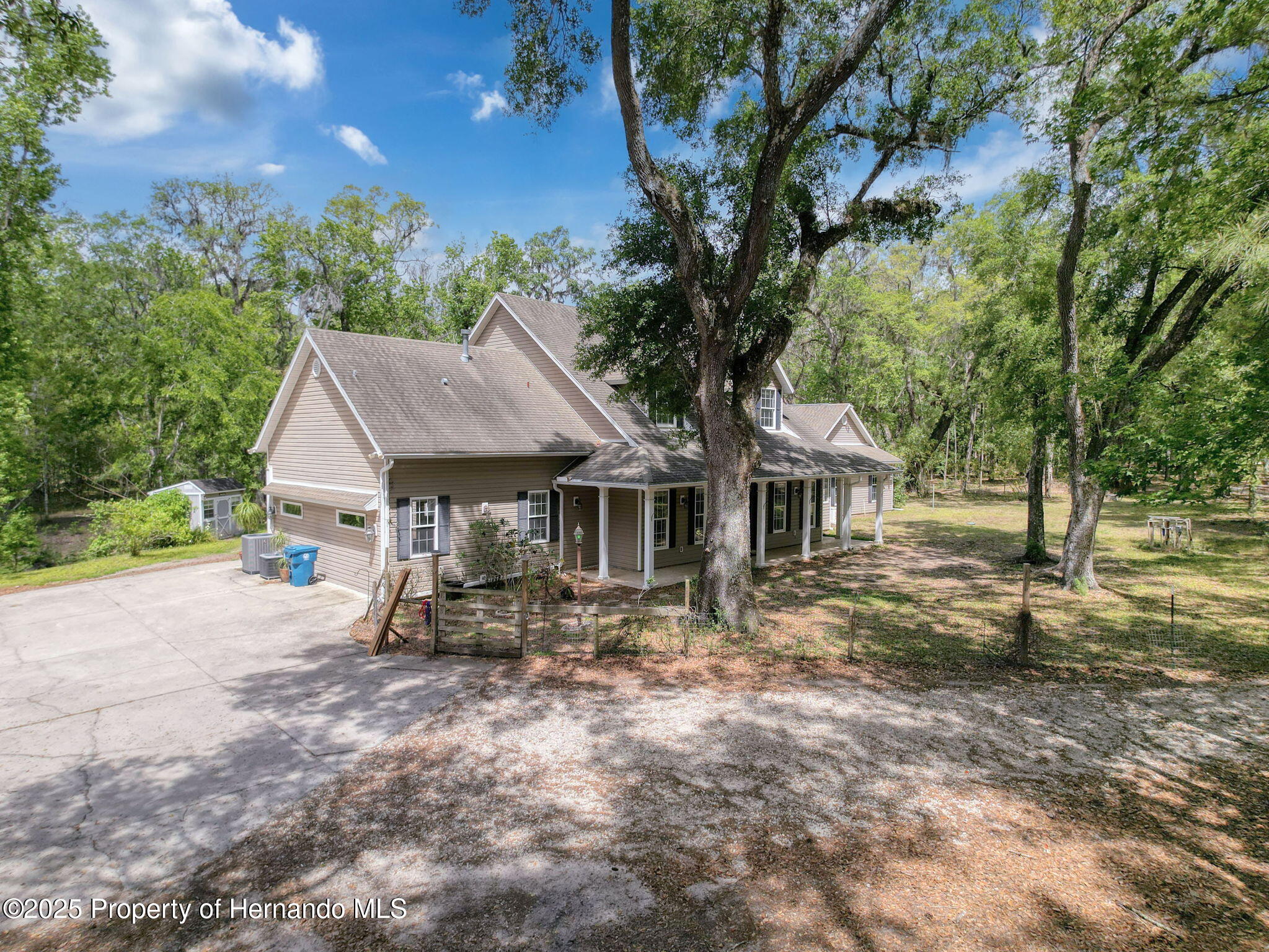 18308 Valor Path, Brooksville, Florida image 26