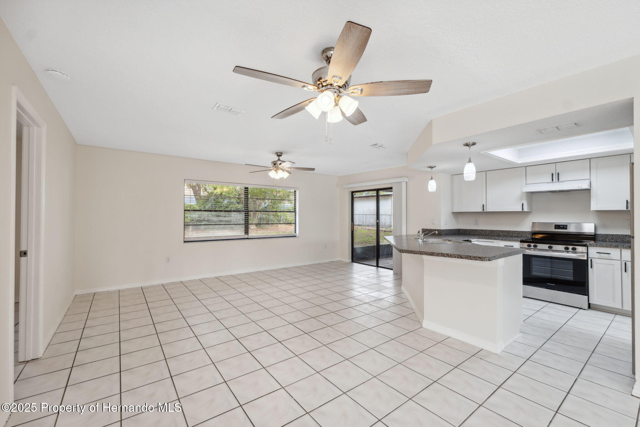 3427 Charmwood Avenue, Spring Hill, Florida image 10