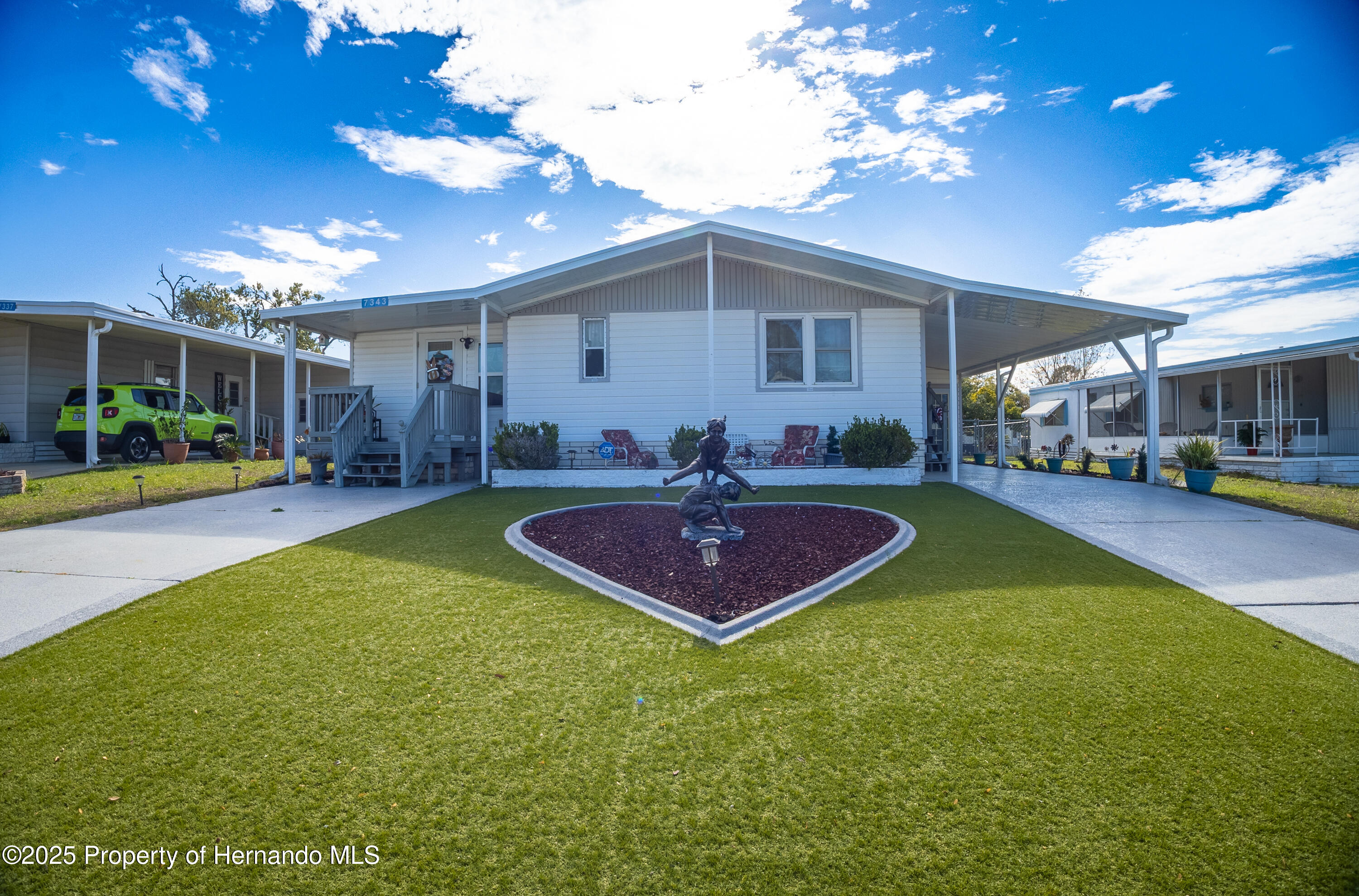 7343 1st Circle Drive, Brooksville, Florida image 1