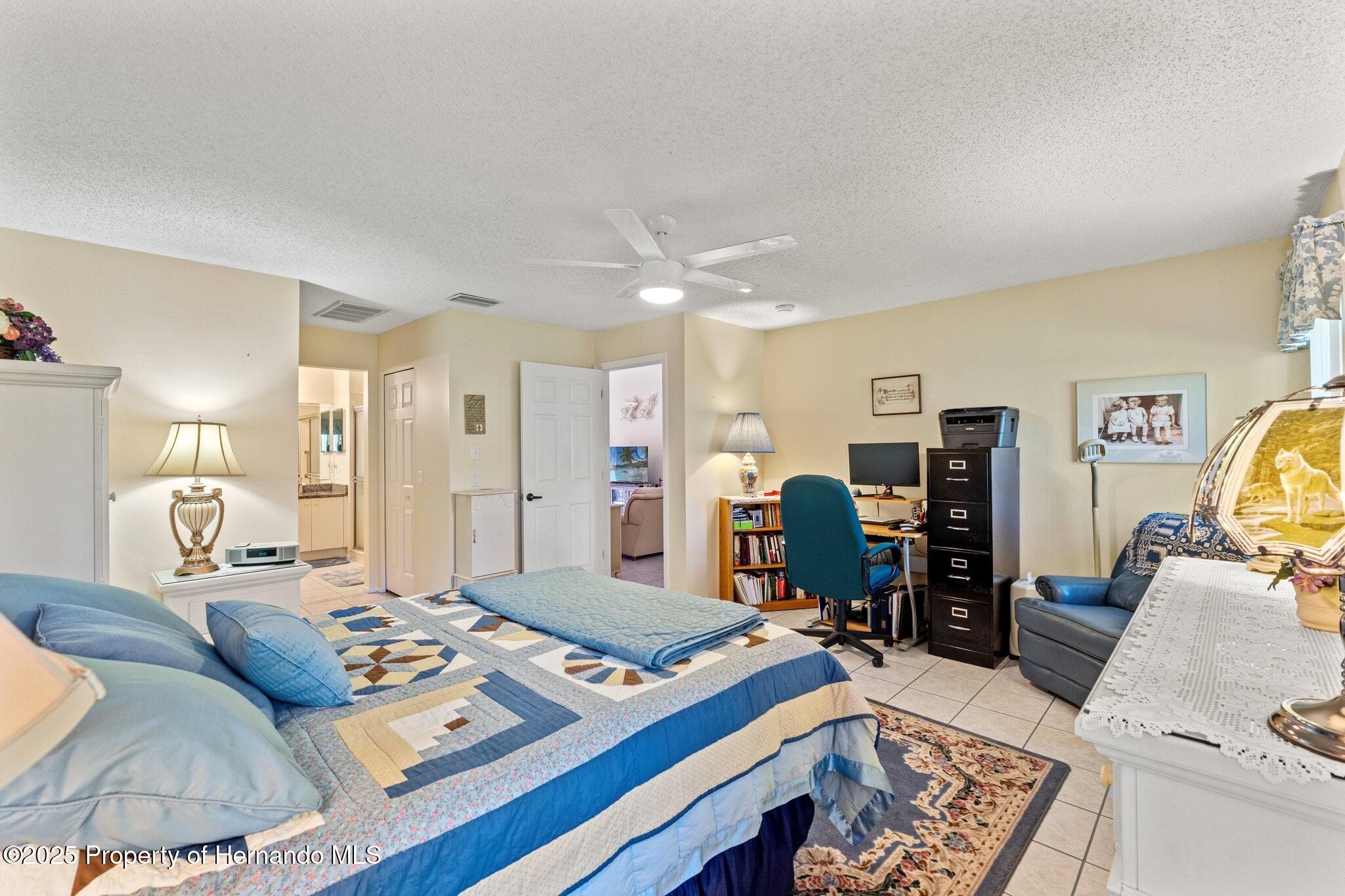 2069 Springmeadow Drive, Spring Hill, Florida image 18