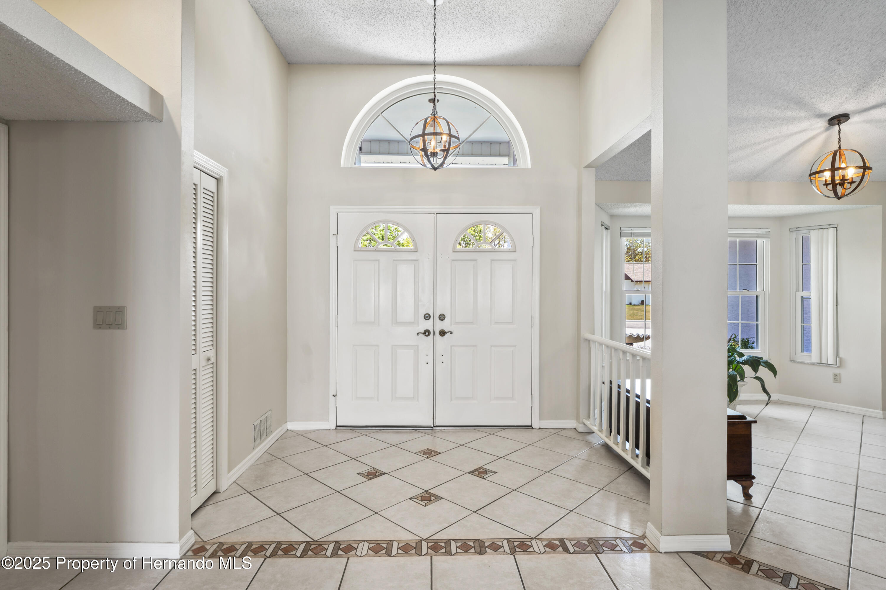 10235 Skyland Street, Spring Hill, Florida image 5