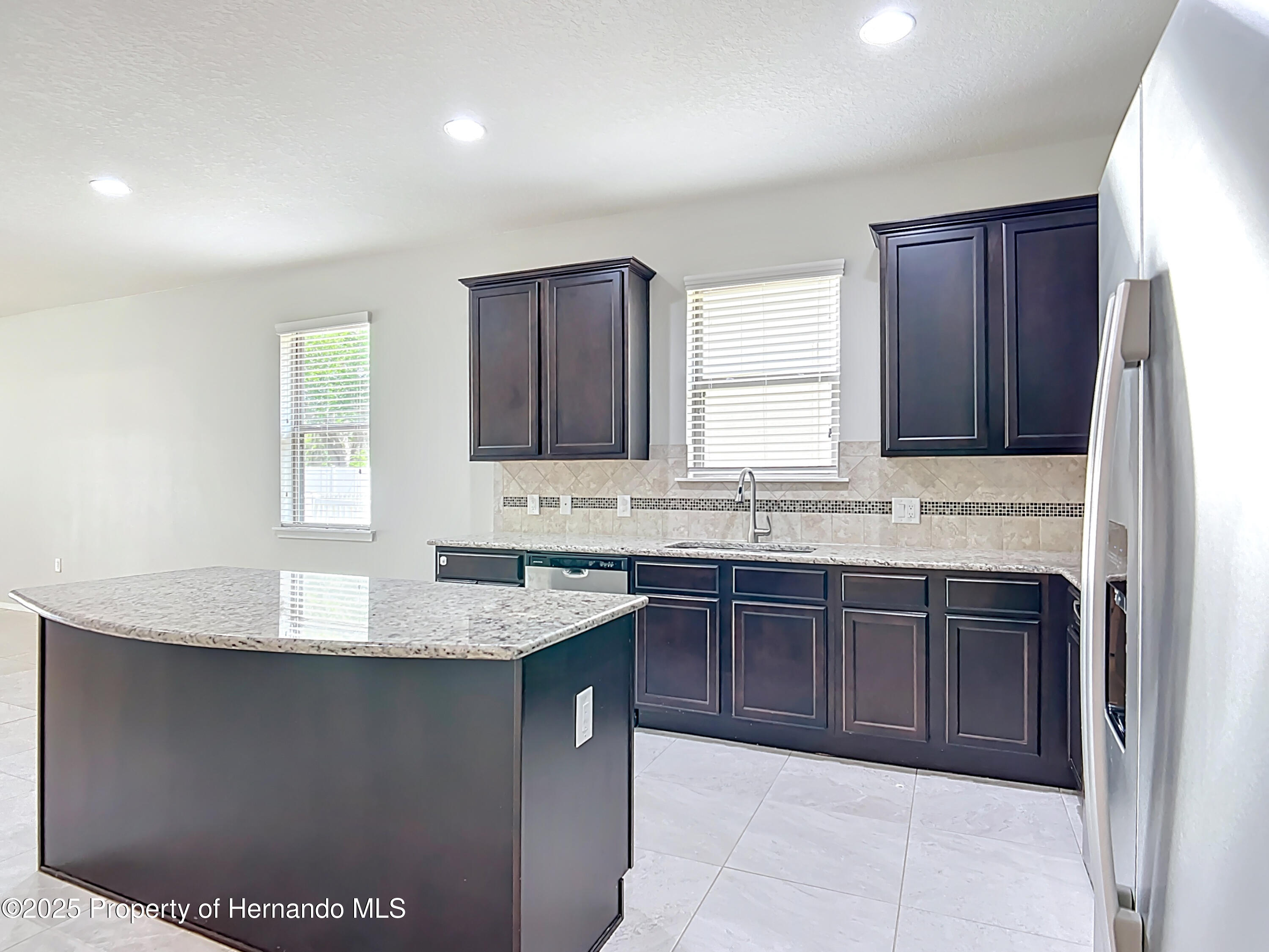 15579 Stone House Drive, Brooksville, Florida image 19