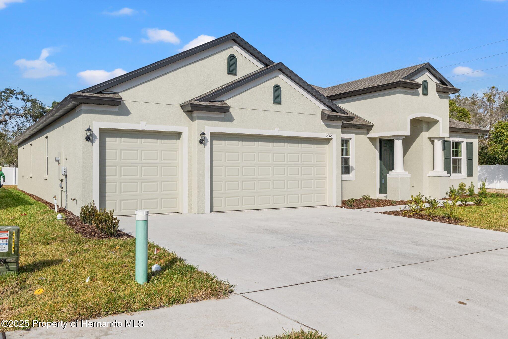14421 Nonna Sky Drive, Spring Hill, Florida image 3