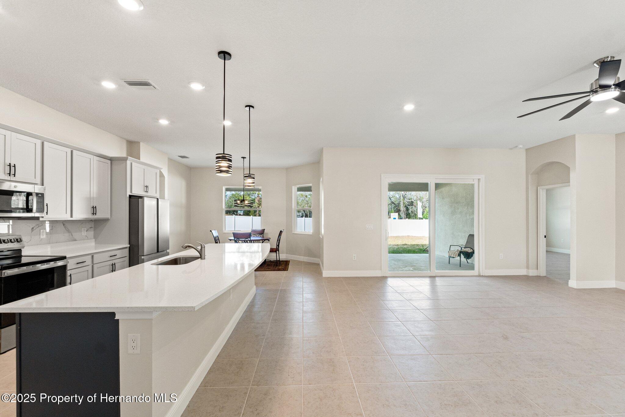 14421 Nonna Sky Drive, Spring Hill, Florida image 12