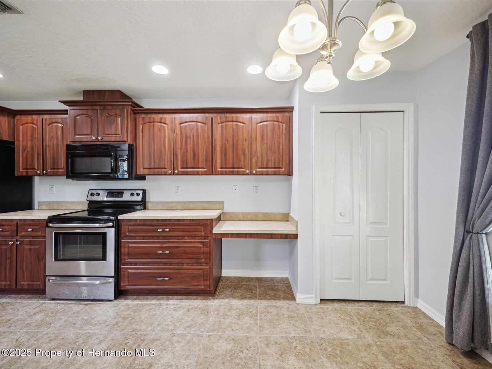 4321 High Ridge Avenue, Spring Hill, Florida image 10