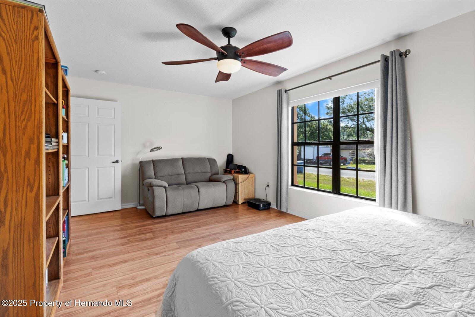 4289 Castle Avenue, Spring Hill, Florida image 28