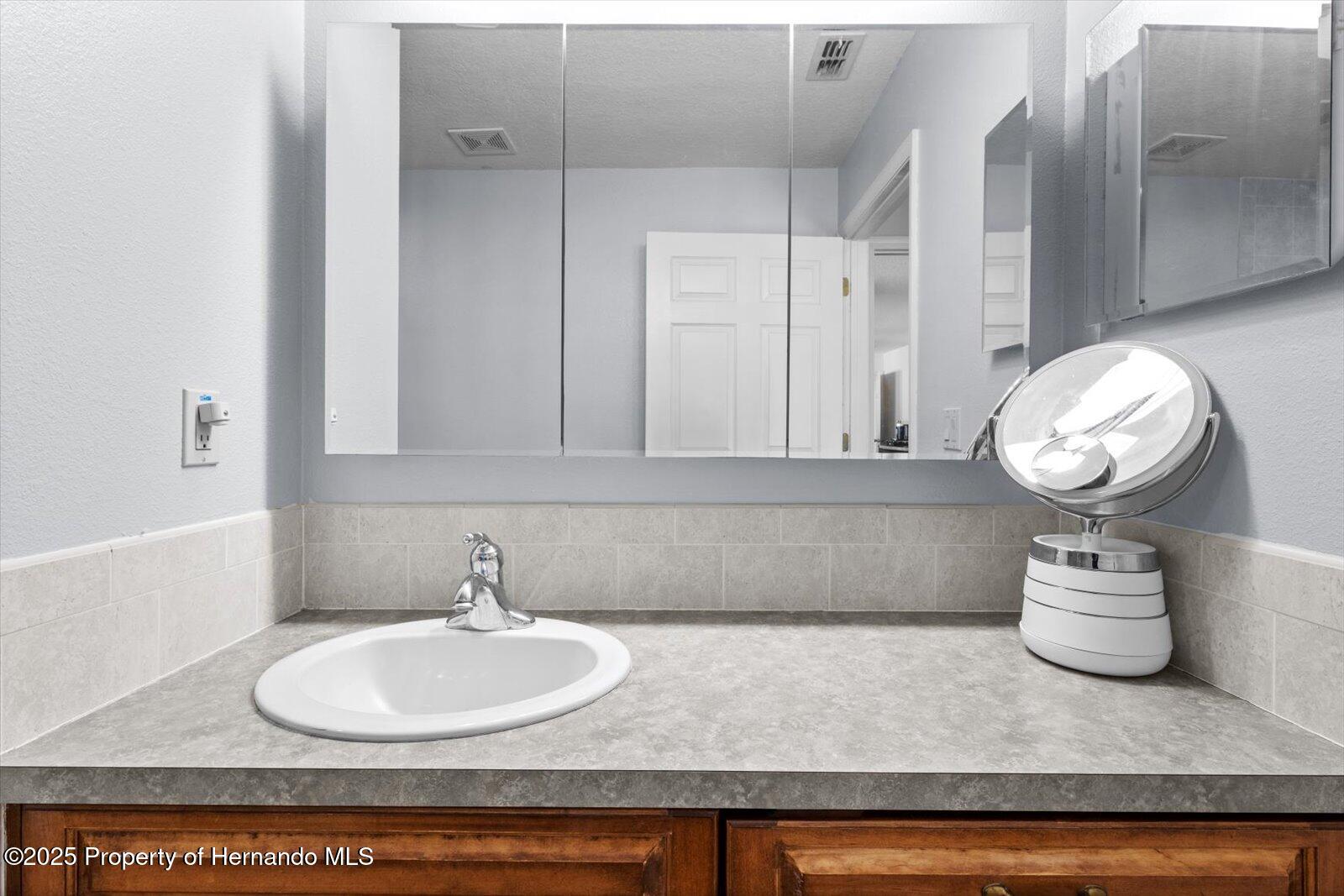 4289 Castle Avenue, Spring Hill, Florida image 35