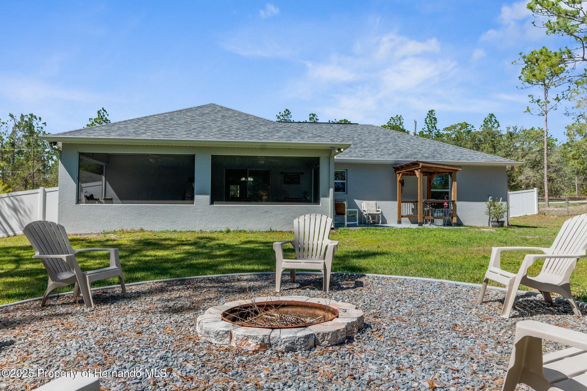 13414 English Parrot Road, Weeki Wachee, Florida image 15