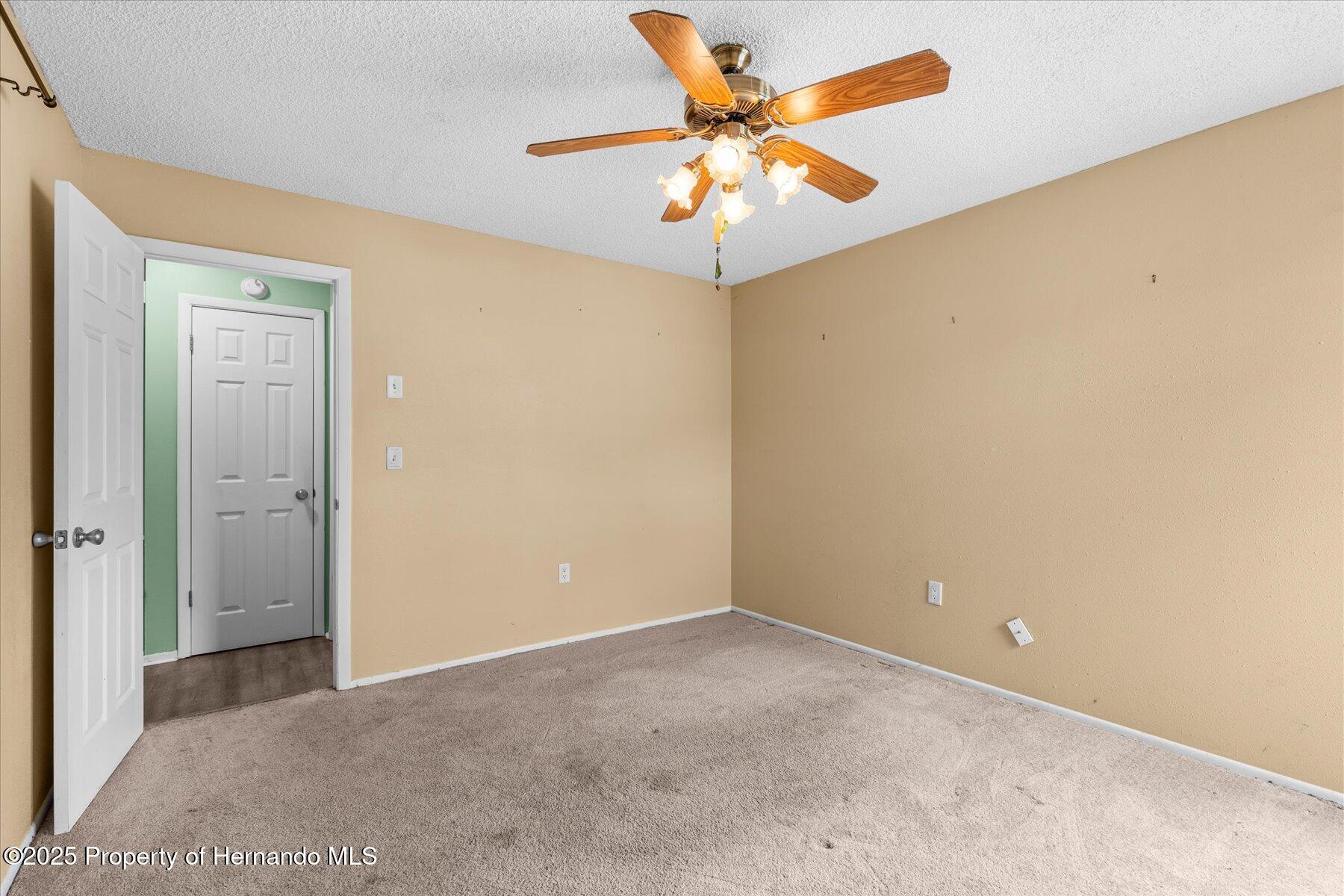 2450 Ambassador Avenue, Spring Hill, Florida image 22