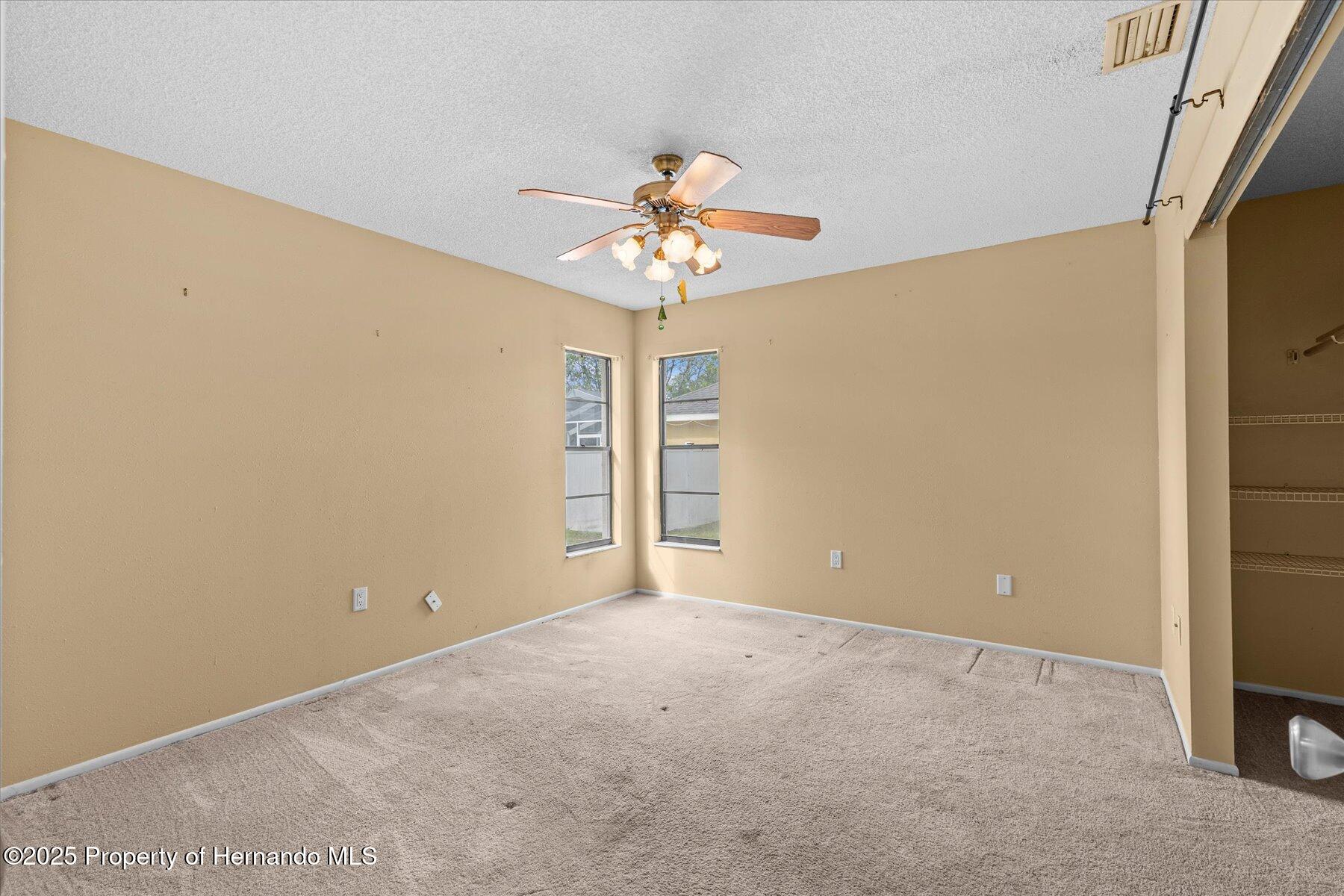 2450 Ambassador Avenue, Spring Hill, Florida image 20