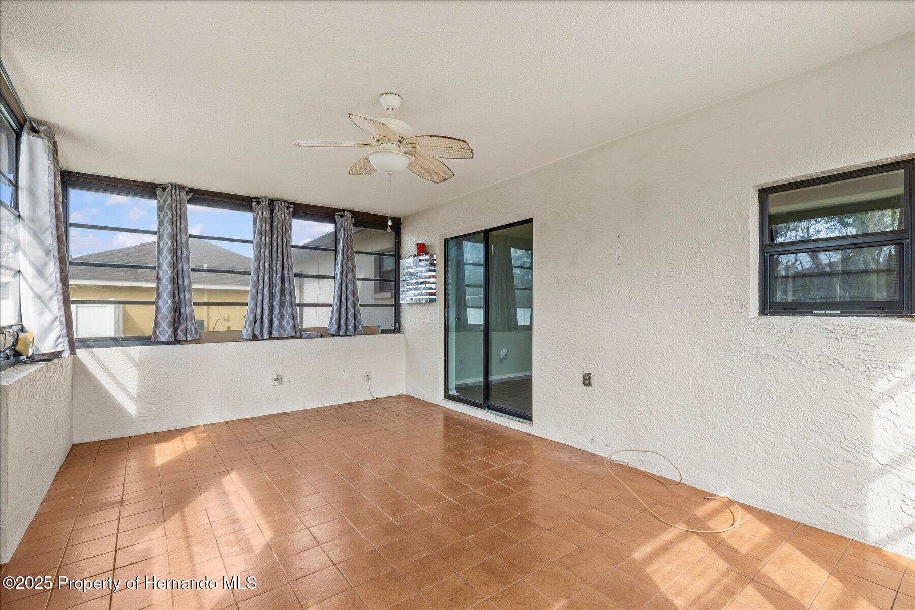 2450 Ambassador Avenue, Spring Hill, Florida image 27
