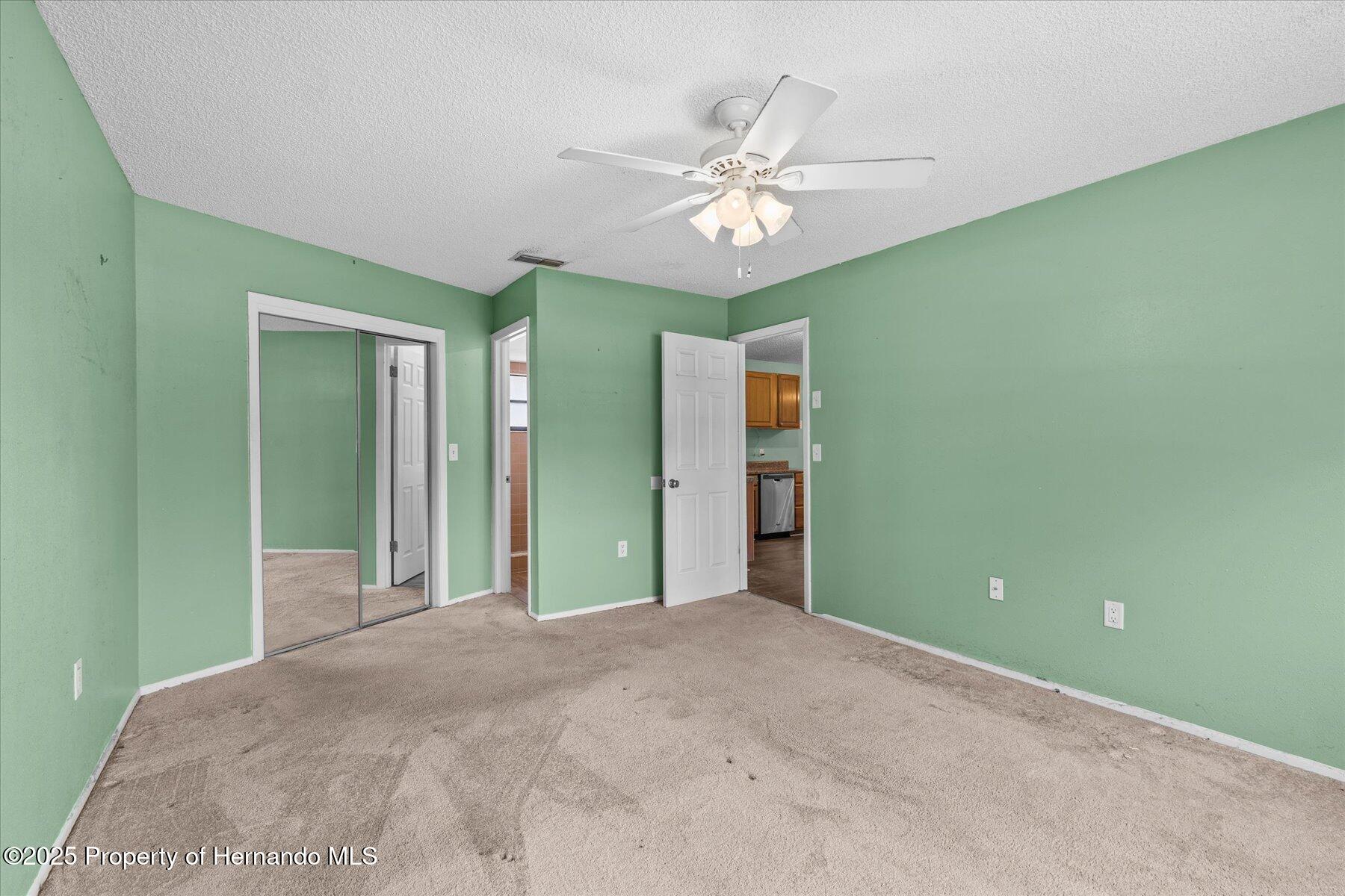 2450 Ambassador Avenue, Spring Hill, Florida image 16