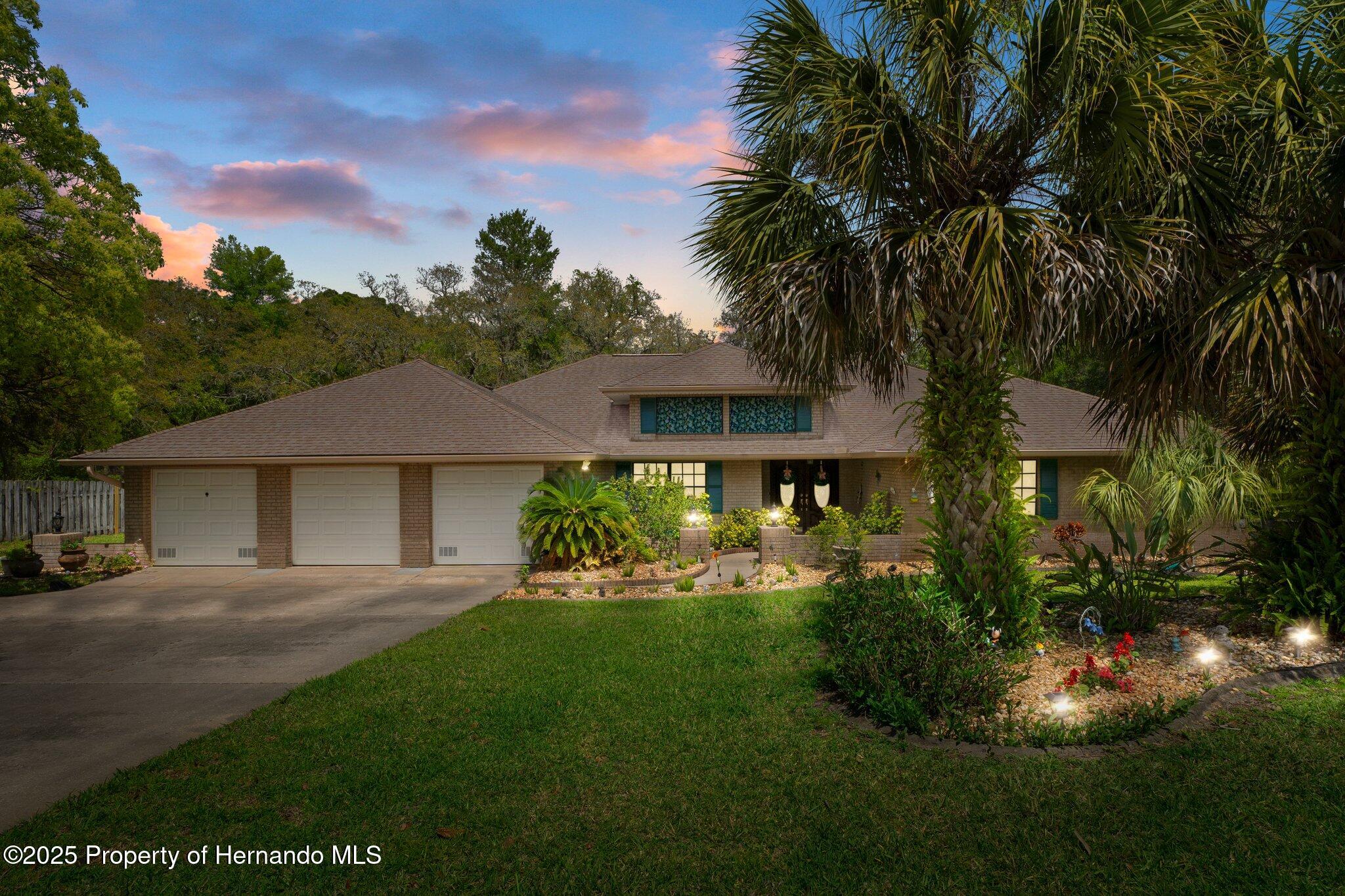 6475 Laurel Oak Drive, Spring Hill, Florida image 2