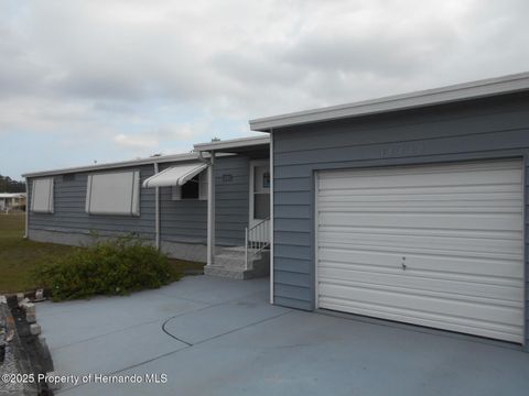 Mobile Home For Sale - 14440 Rialto Avenue<br/> Brooksville, FL 34613