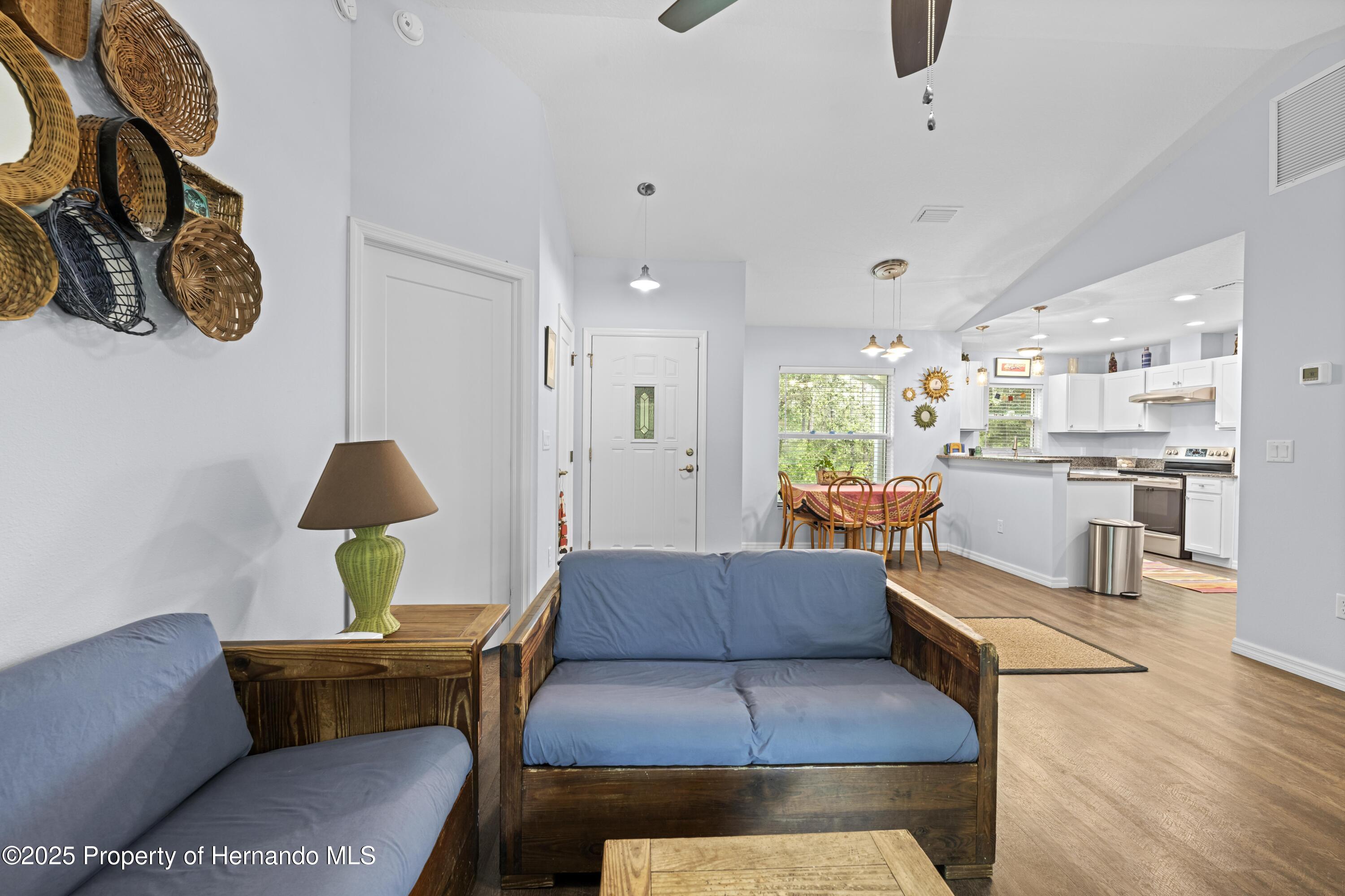 5422 Wilkins Trail, Brooksville, Florida image 17