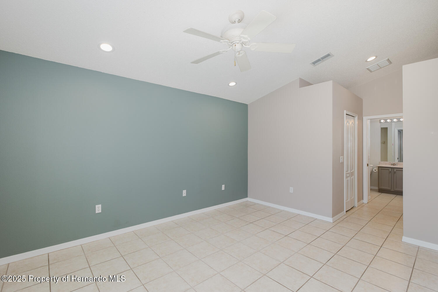 284 Quane Avenue, Spring Hill, Florida image 27