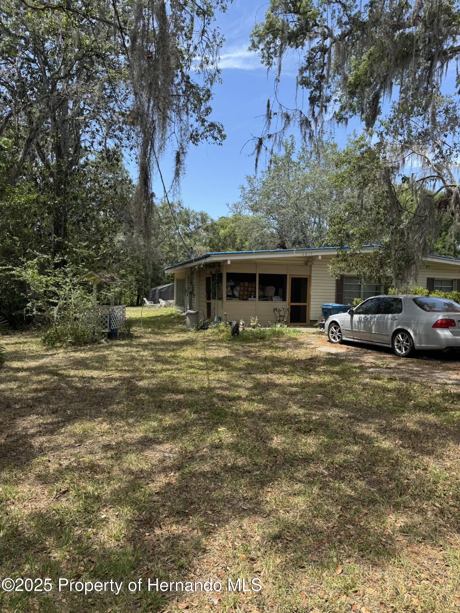 6013 Idle A While Circle, Dade City, Florida image 3
