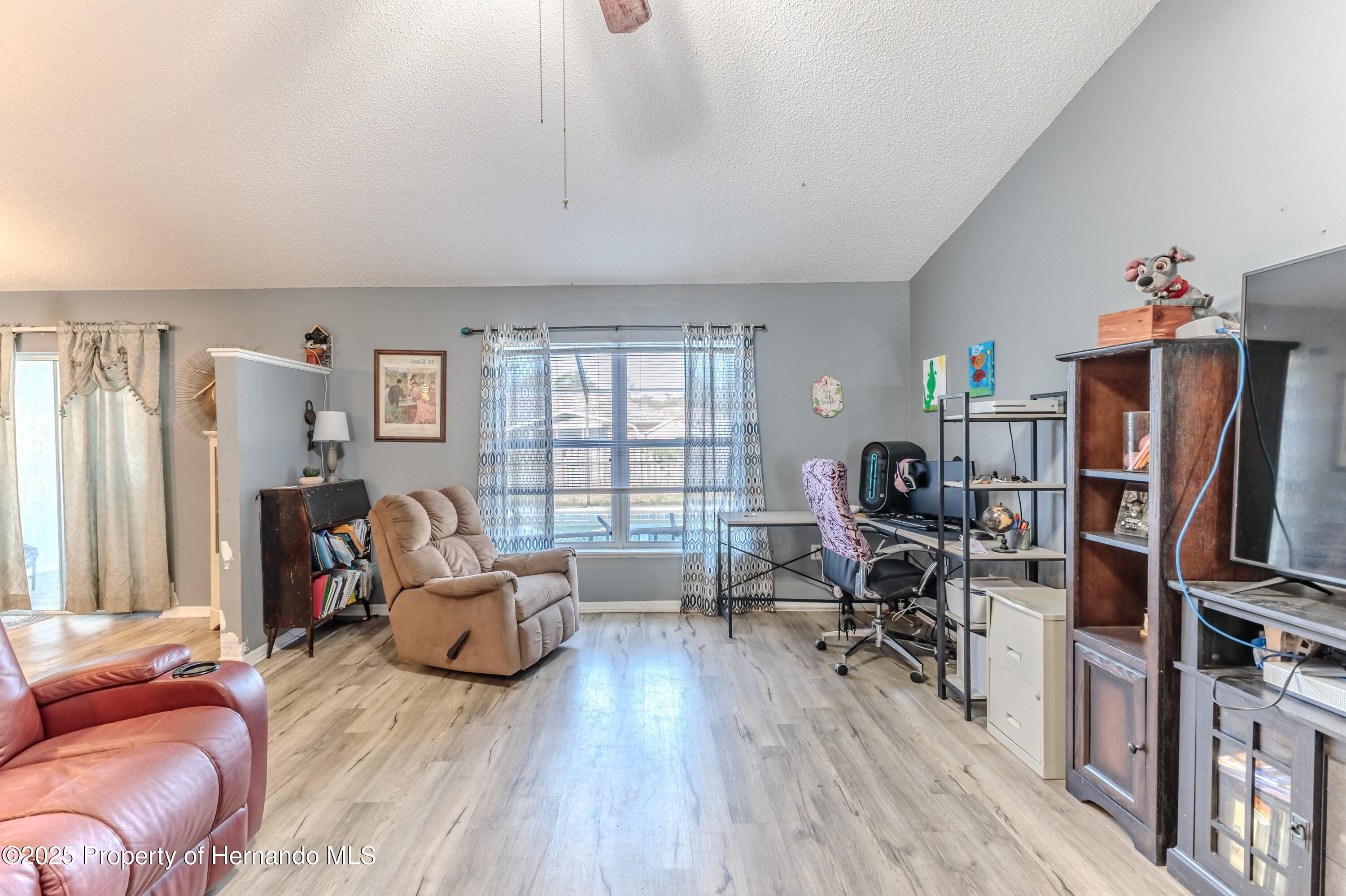 2373 Ainsworth Avenue, Spring Hill, Florida image 16