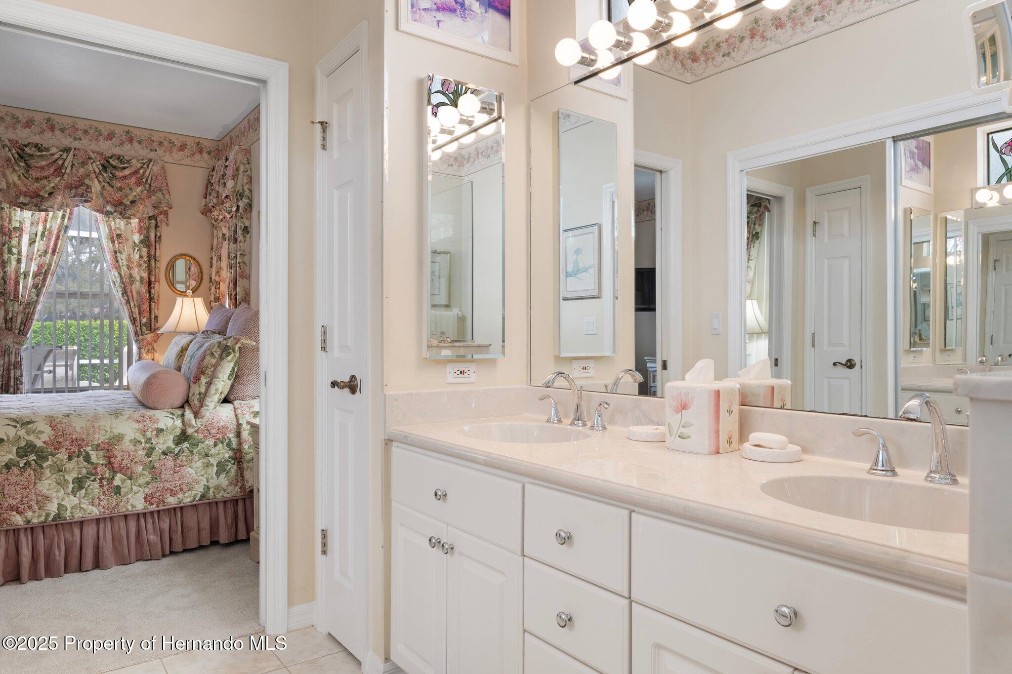9147 Rhett Lane, Weeki Wachee, Florida image 27