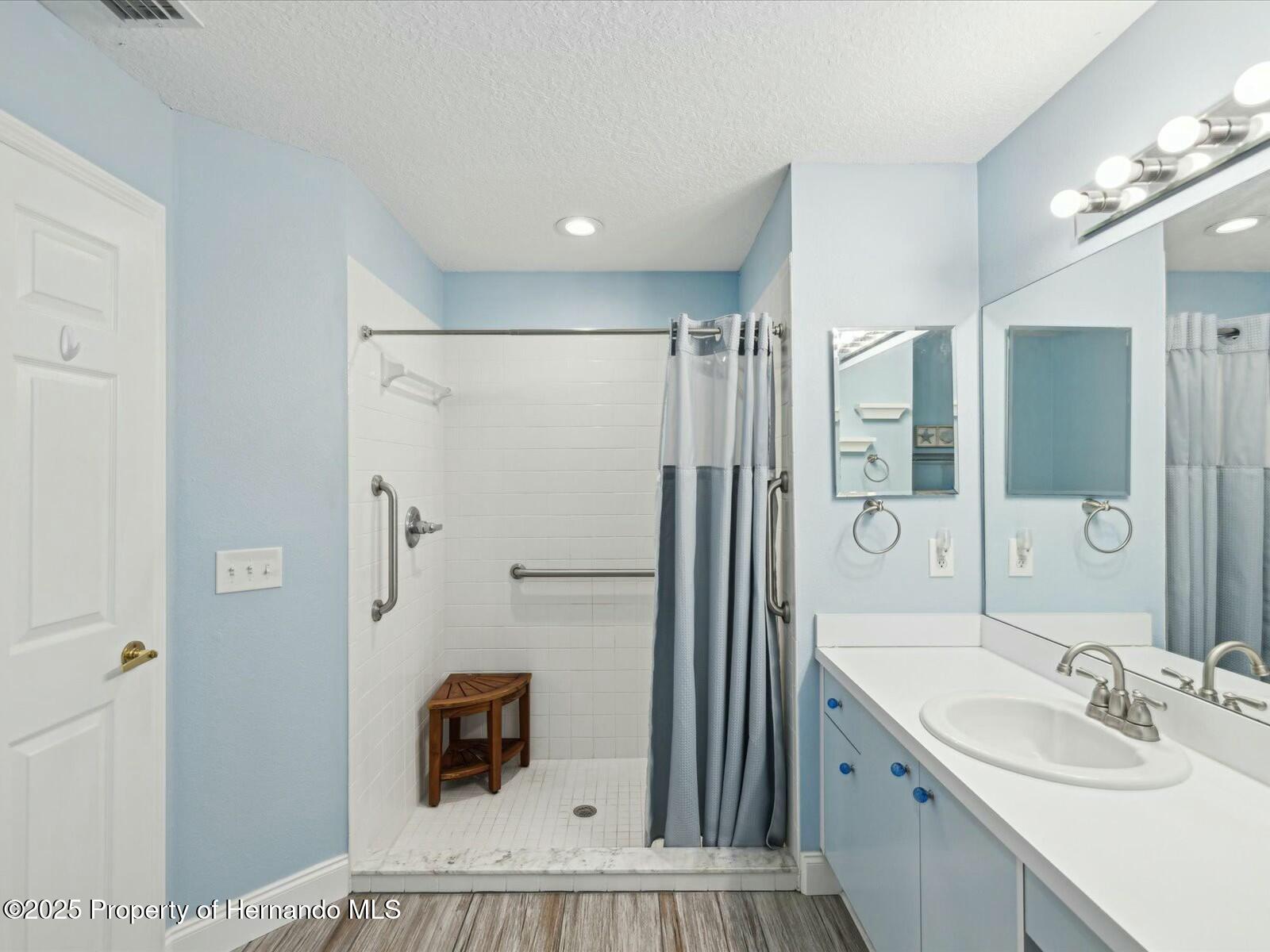 18441 Whitacre Circle, Hudson, Florida image 22
