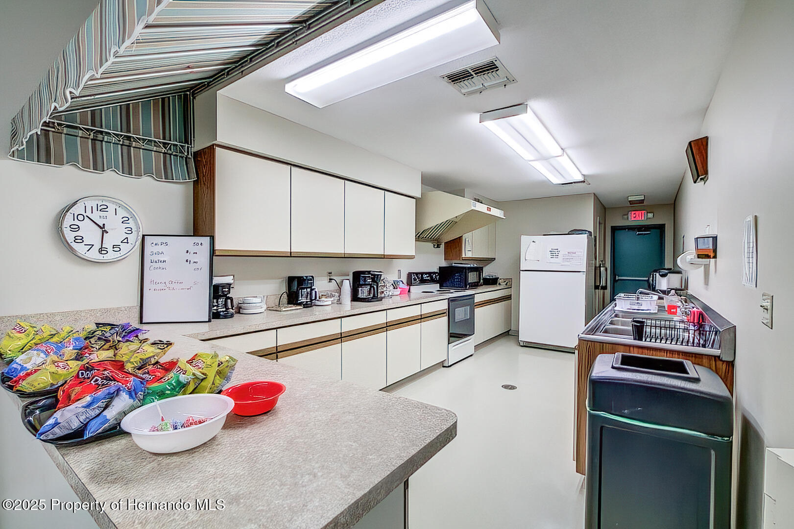 7644 St Andrews Boulevard, Weeki Wachee, Florida image 27