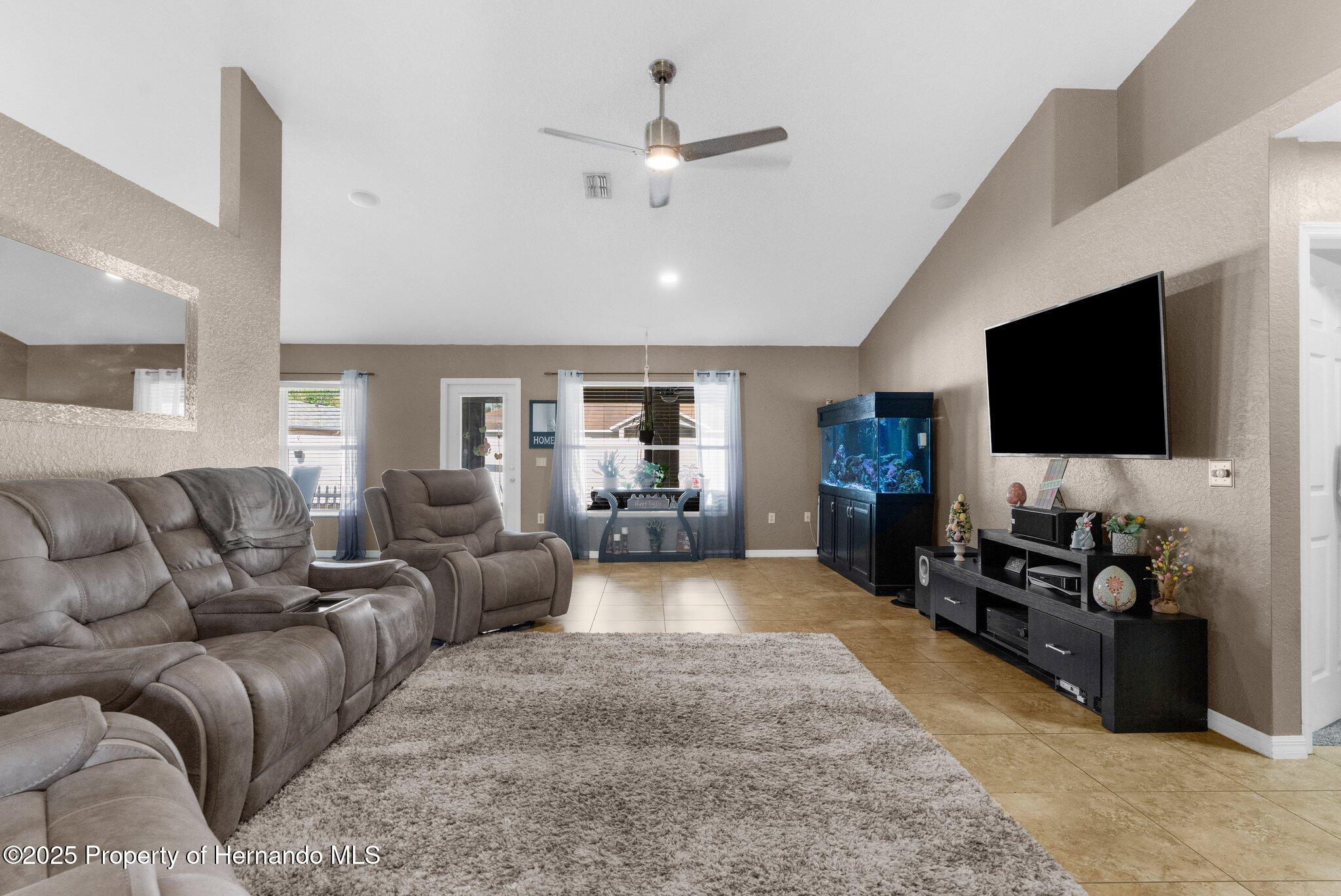 1018 Stratton Avenue, Spring Hill, Florida image 12