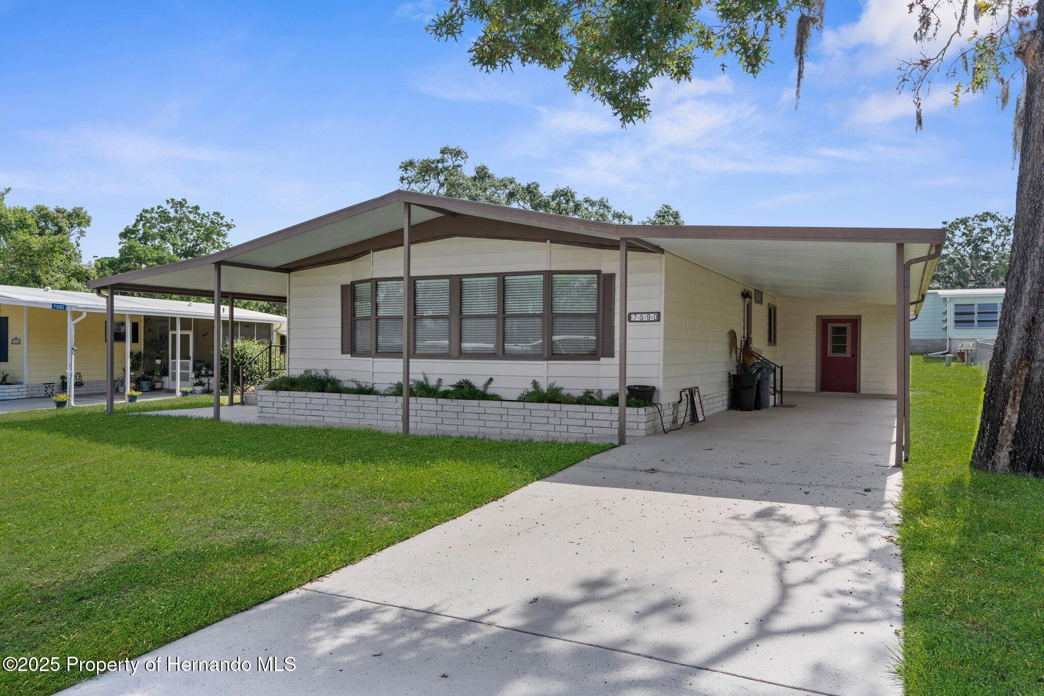 7590 Highpoint Boulevard, Brooksville, Florida image 35