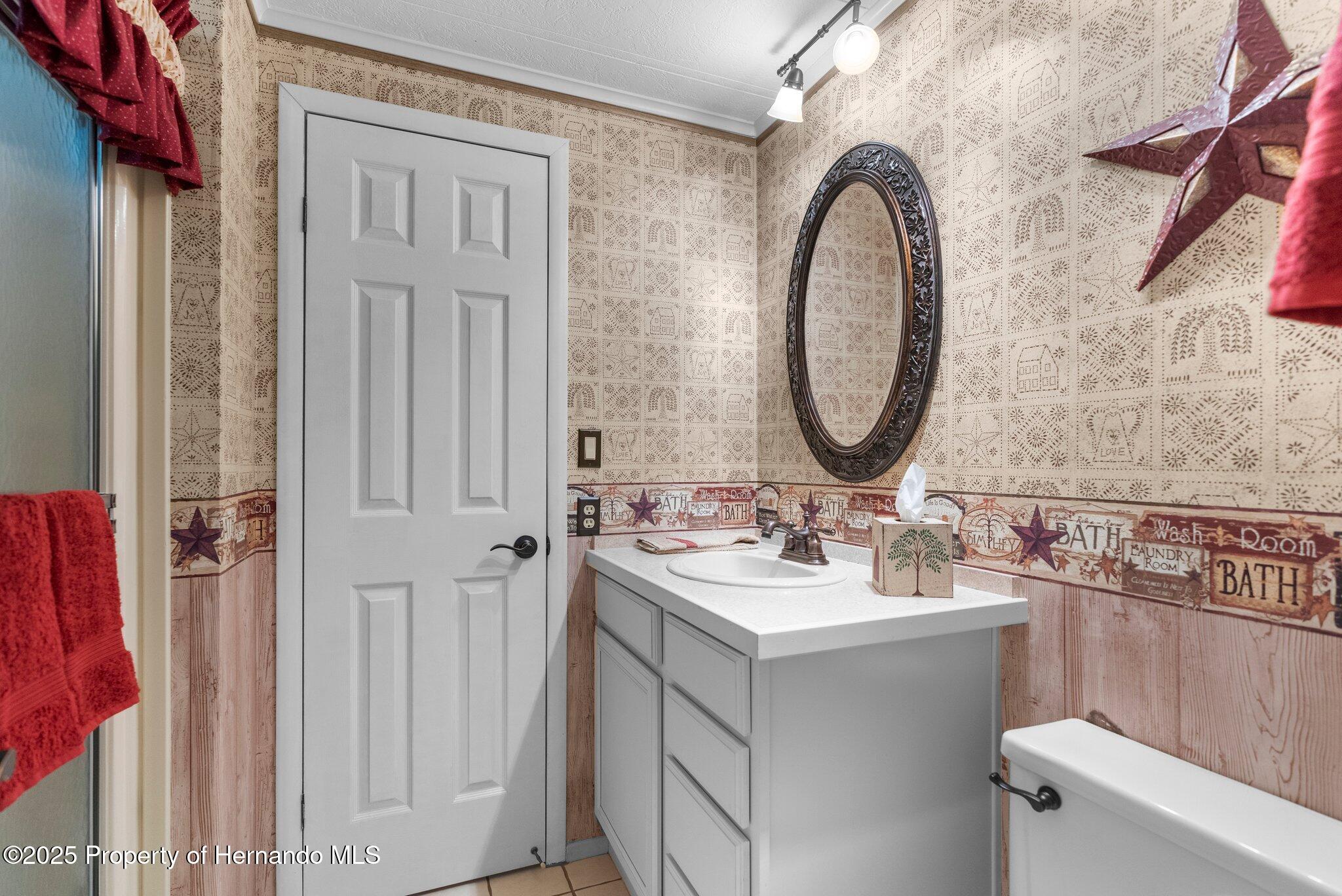 7590 Highpoint Boulevard, Brooksville, Florida image 9