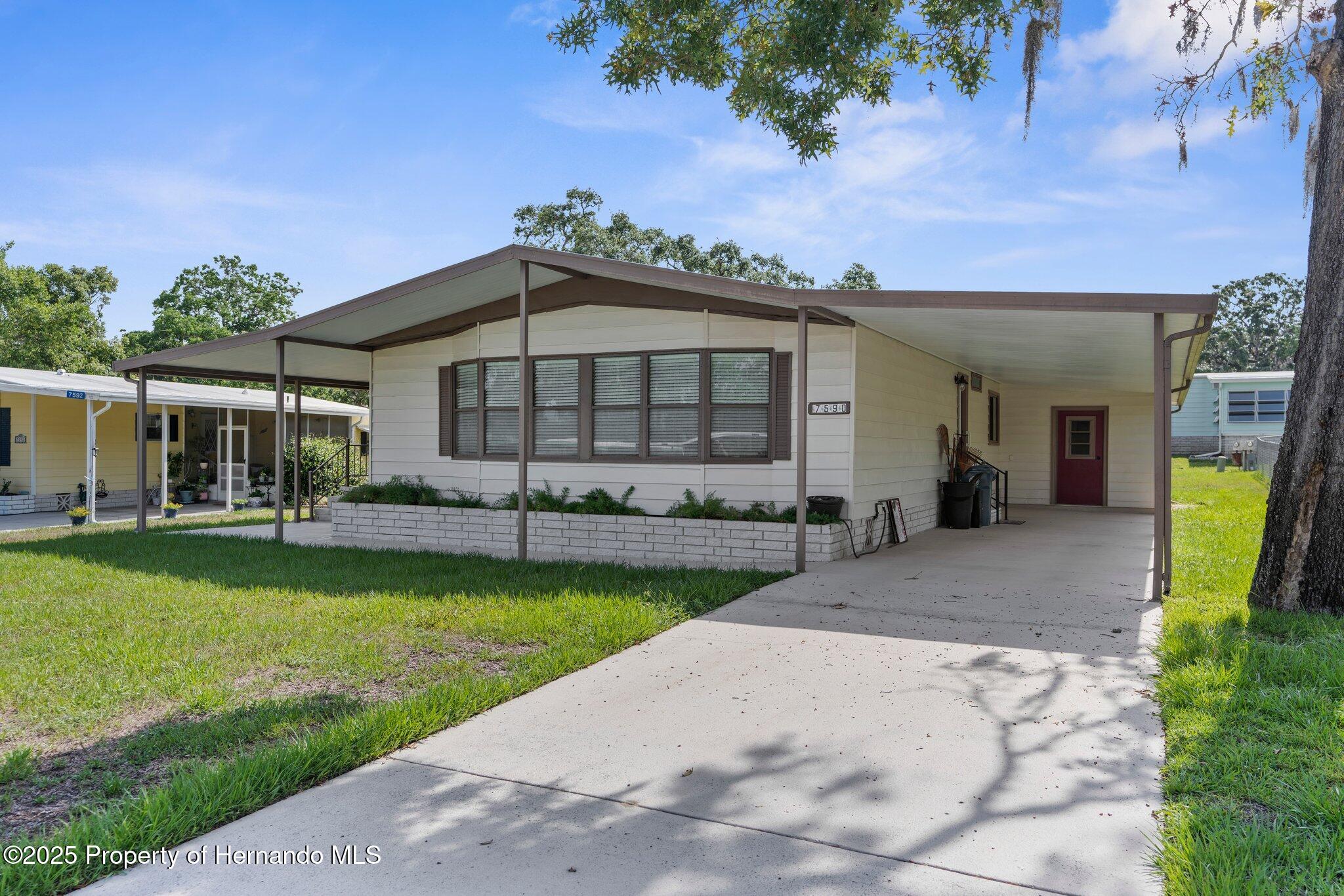 7590 Highpoint Boulevard, Brooksville, Florida image 36