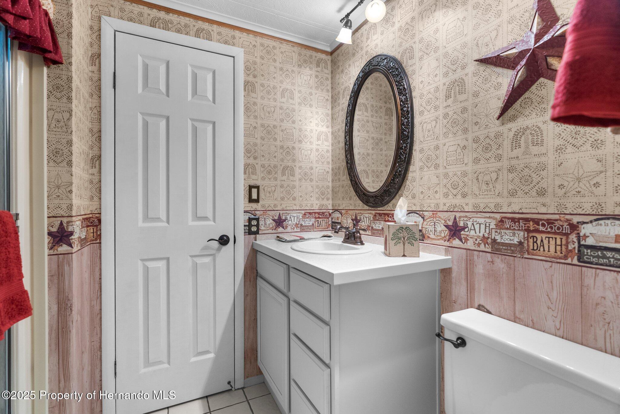 7590 Highpoint Boulevard, Brooksville, Florida image 12