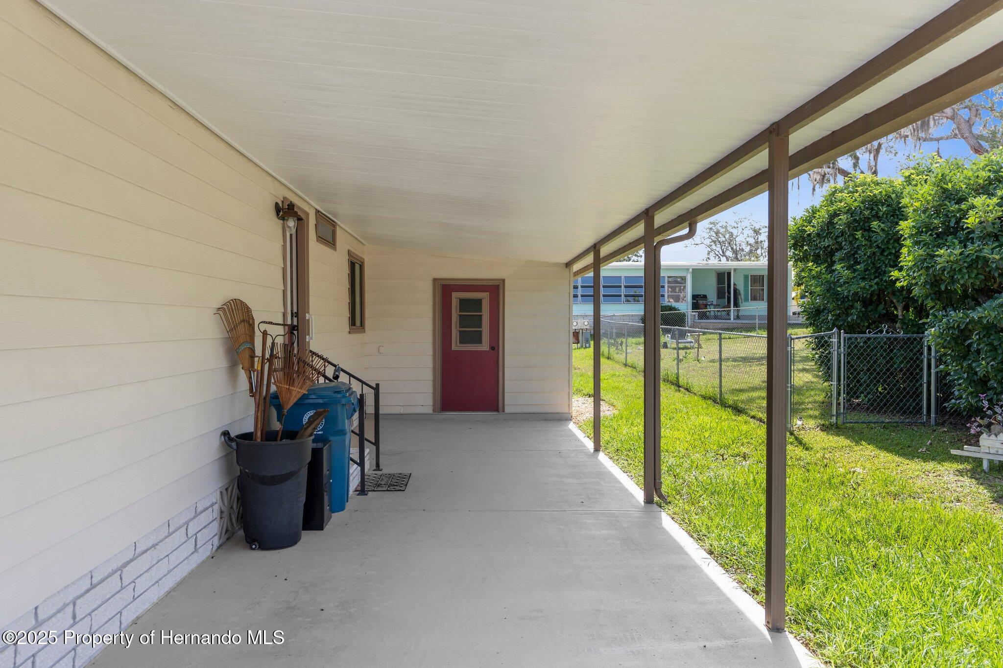 7590 Highpoint Boulevard, Brooksville, Florida image 21