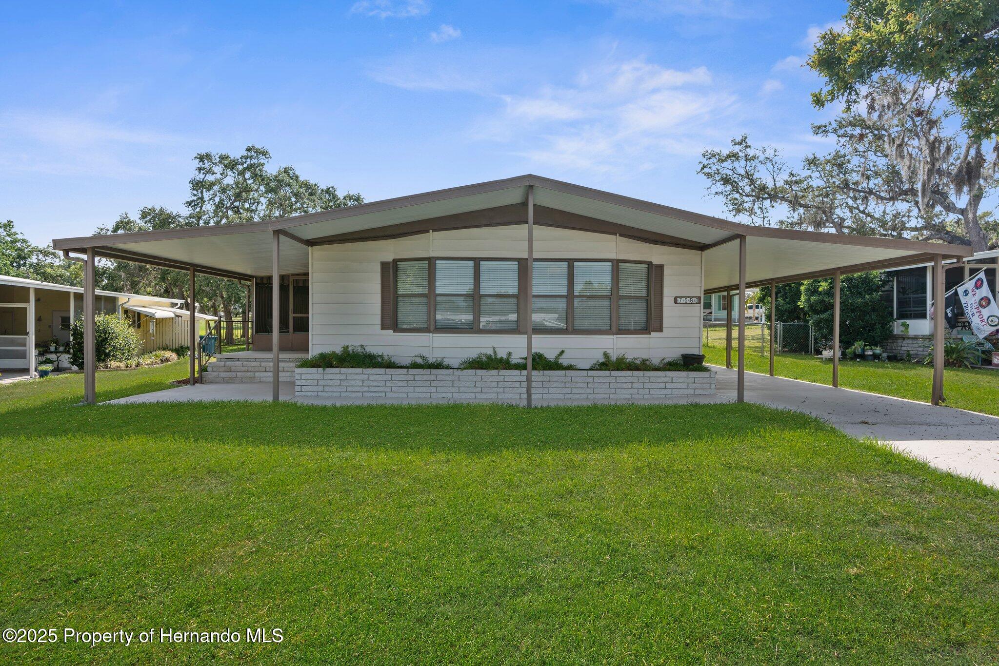 7590 Highpoint Boulevard, Brooksville, Florida image 34