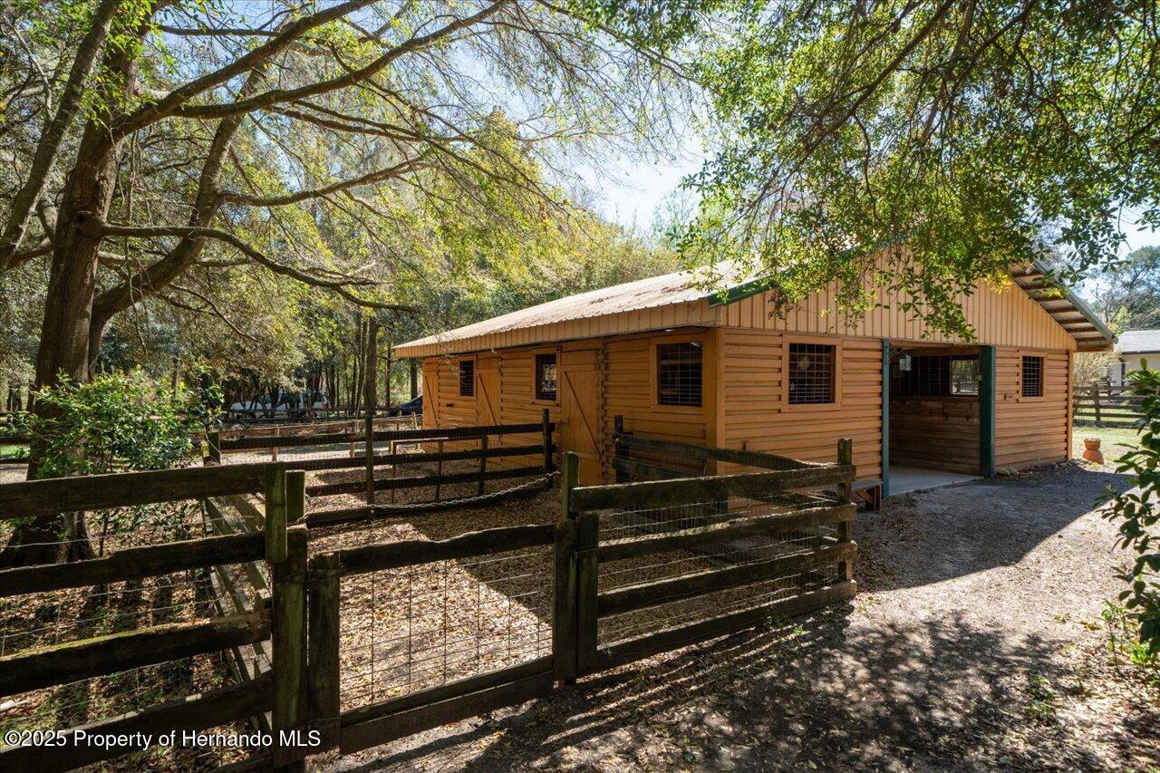 9382 Wild Horse Trail, Brooksville, Florida image 44