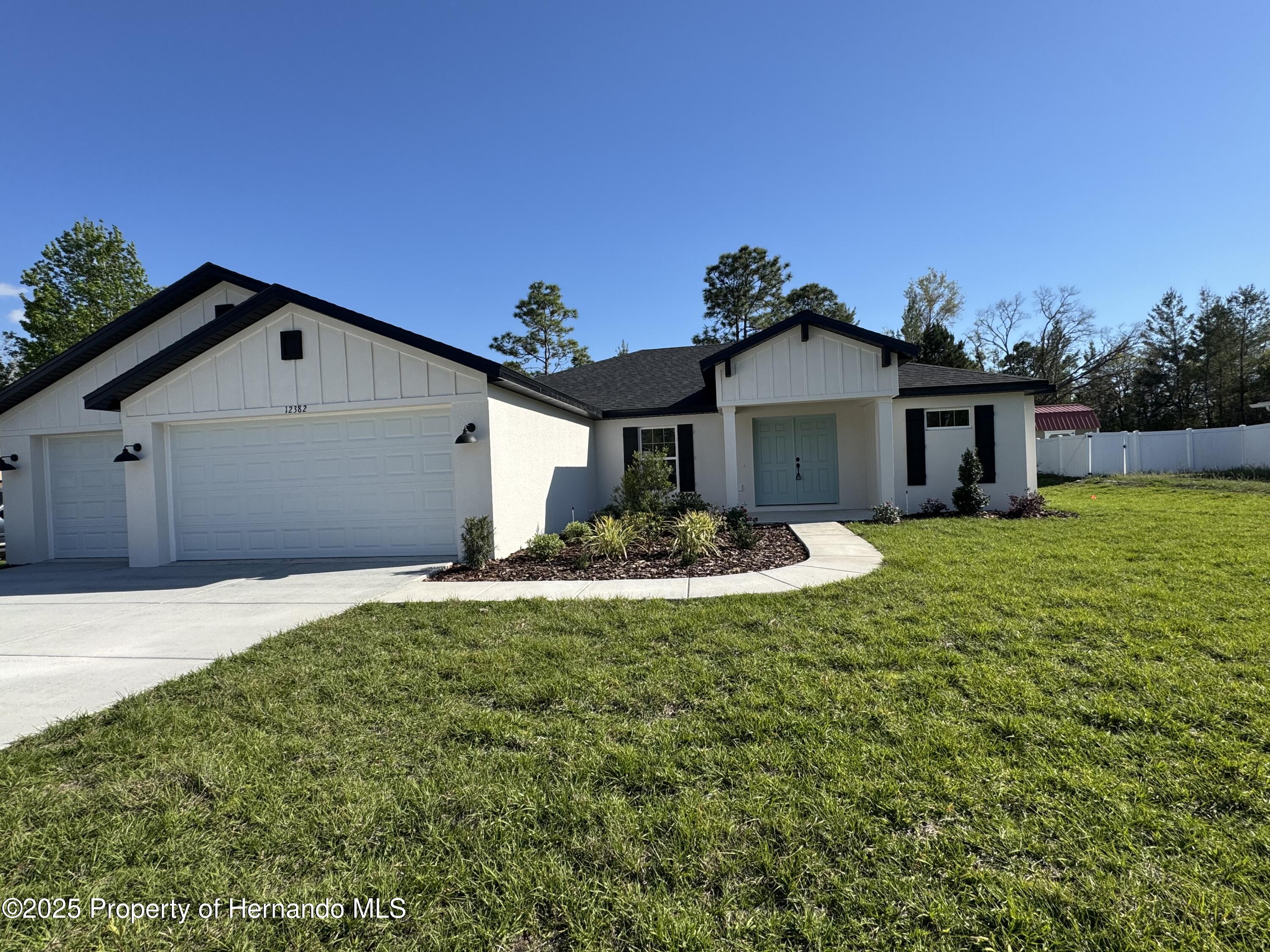 12382 Quigley Avenue, Brooksville, Florida image 2