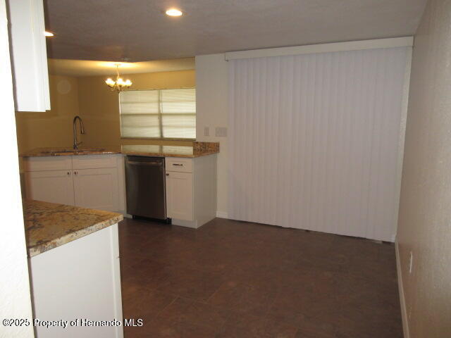 10020 Vancouver Road, Spring Hill, Florida image 7