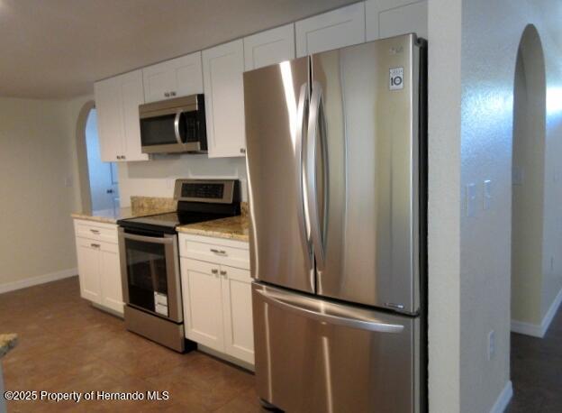 10020 Vancouver Road, Spring Hill, Florida image 6