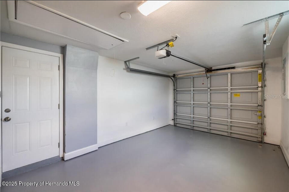 13906 Barnard Avenue, Hudson, Florida image 34