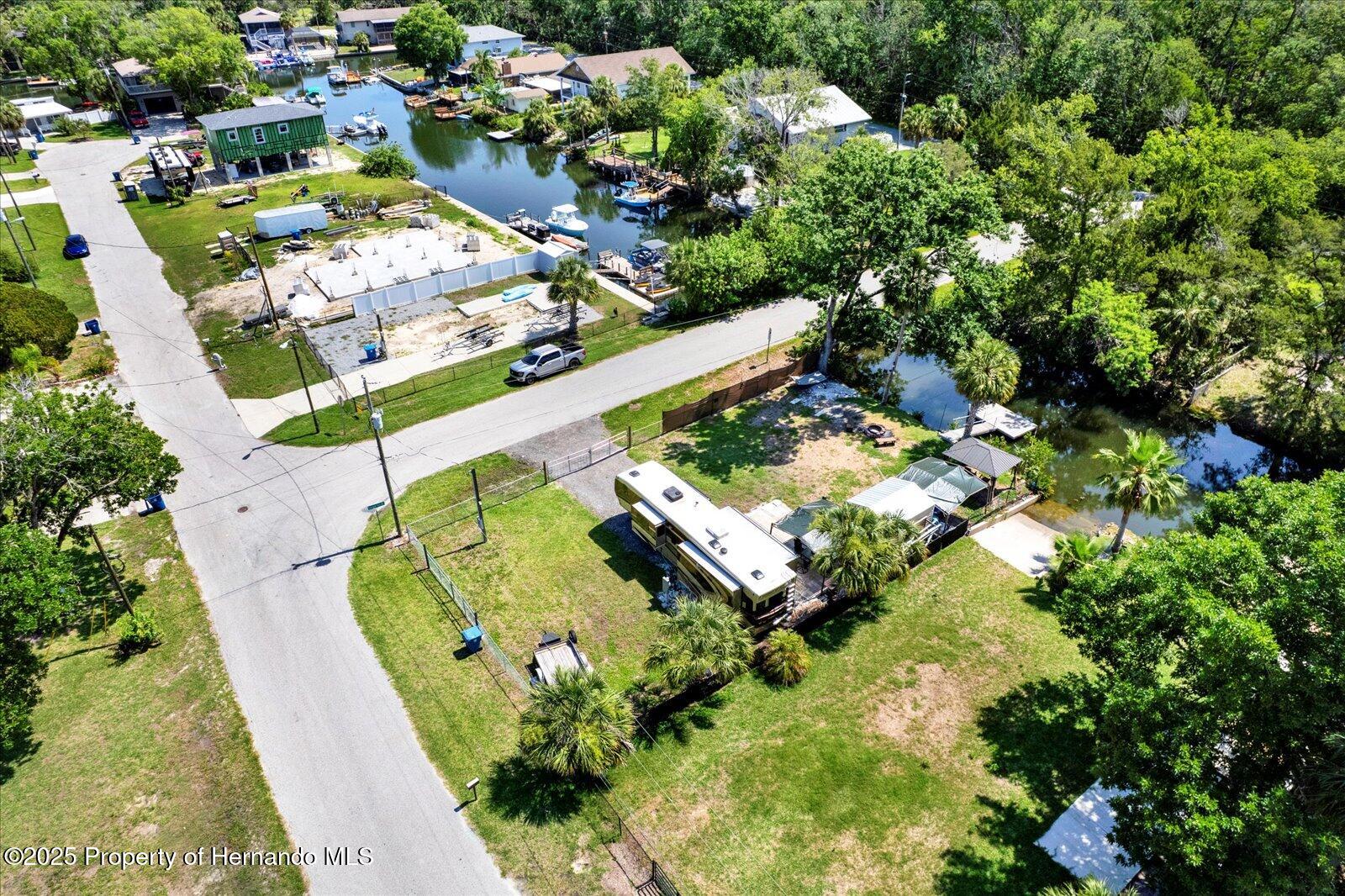 6230 Island Drive, Weeki Wachee, Florida image 3